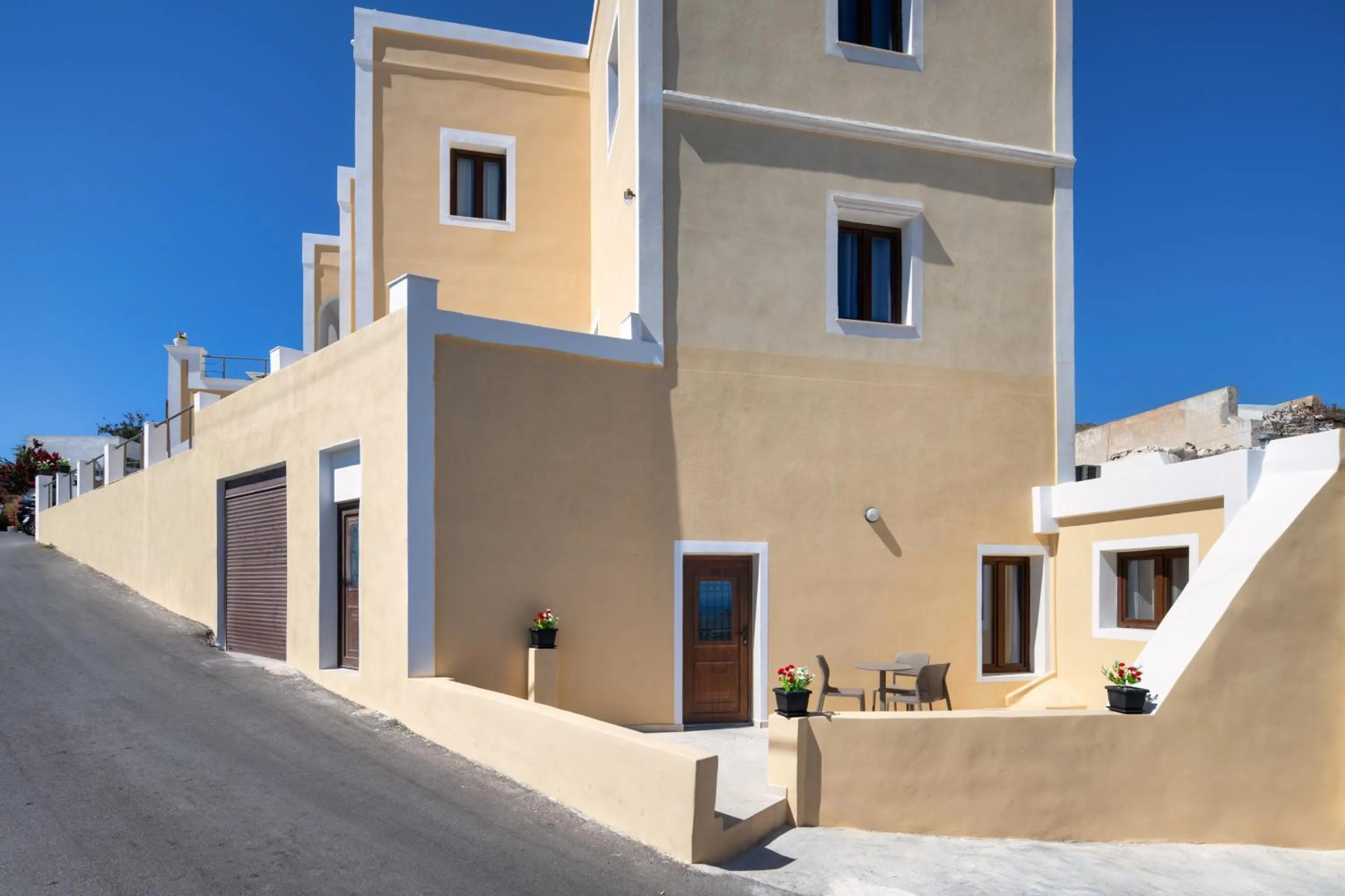 Santorinn Suites Fira