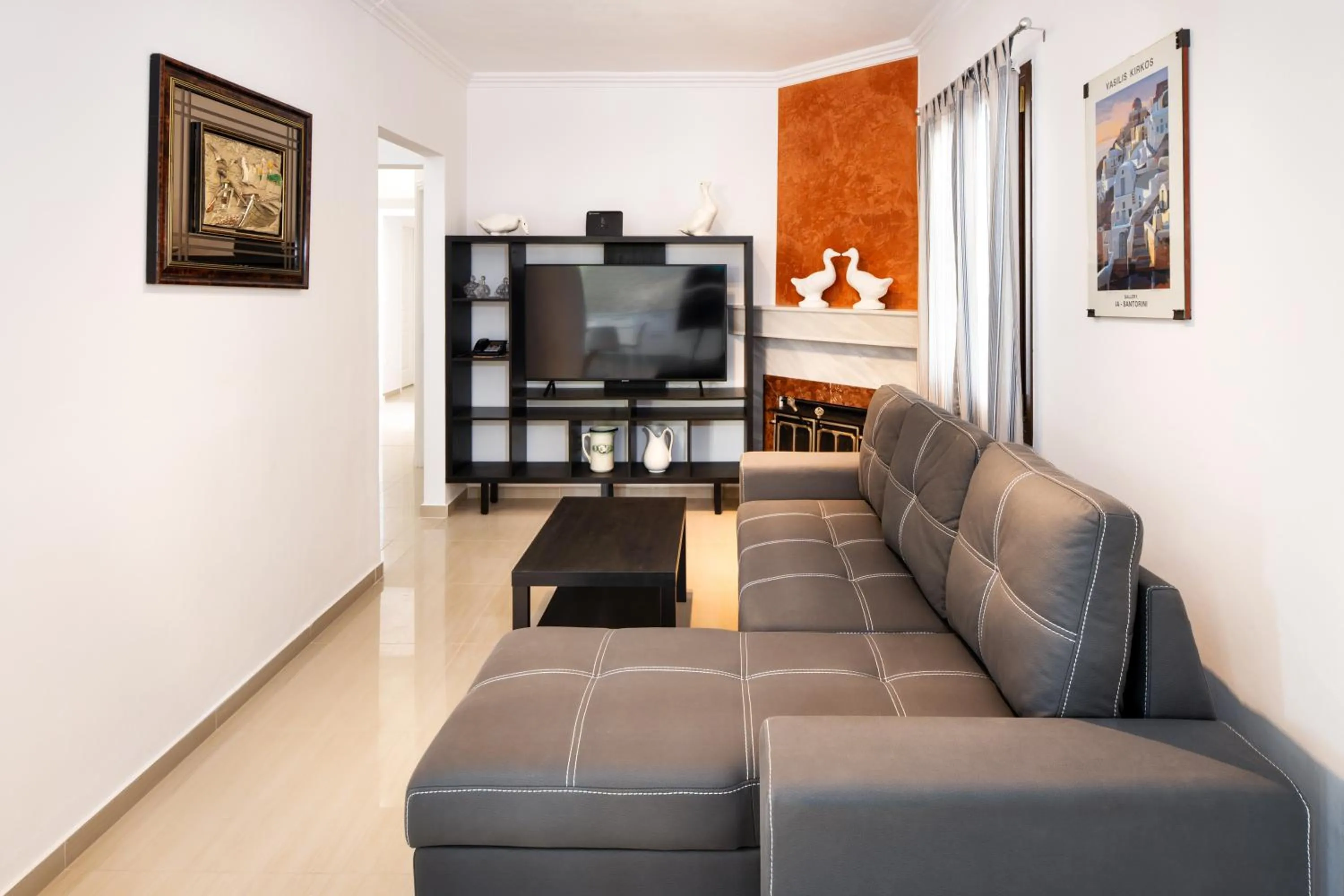 Santorinn Suites Fira
