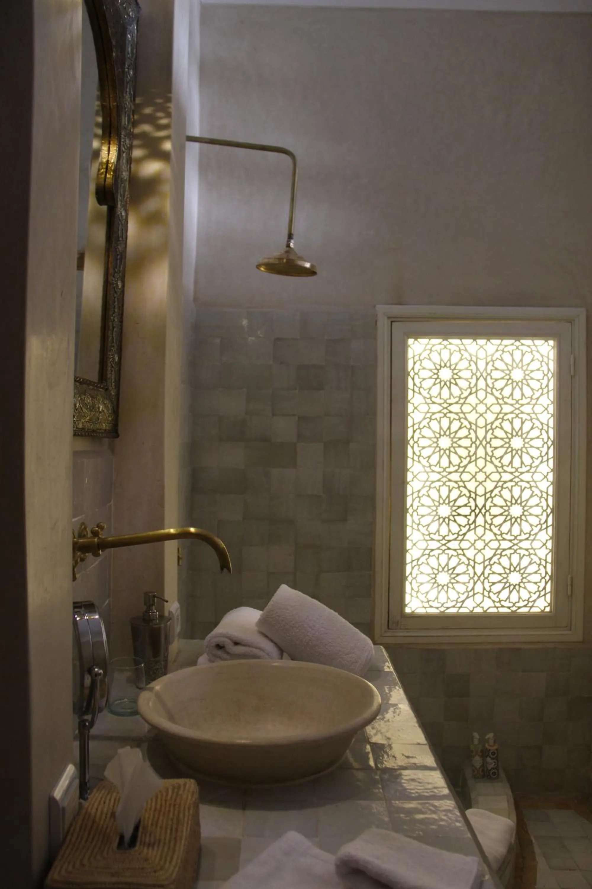 Bathroom in Riad Emberiza Sahari