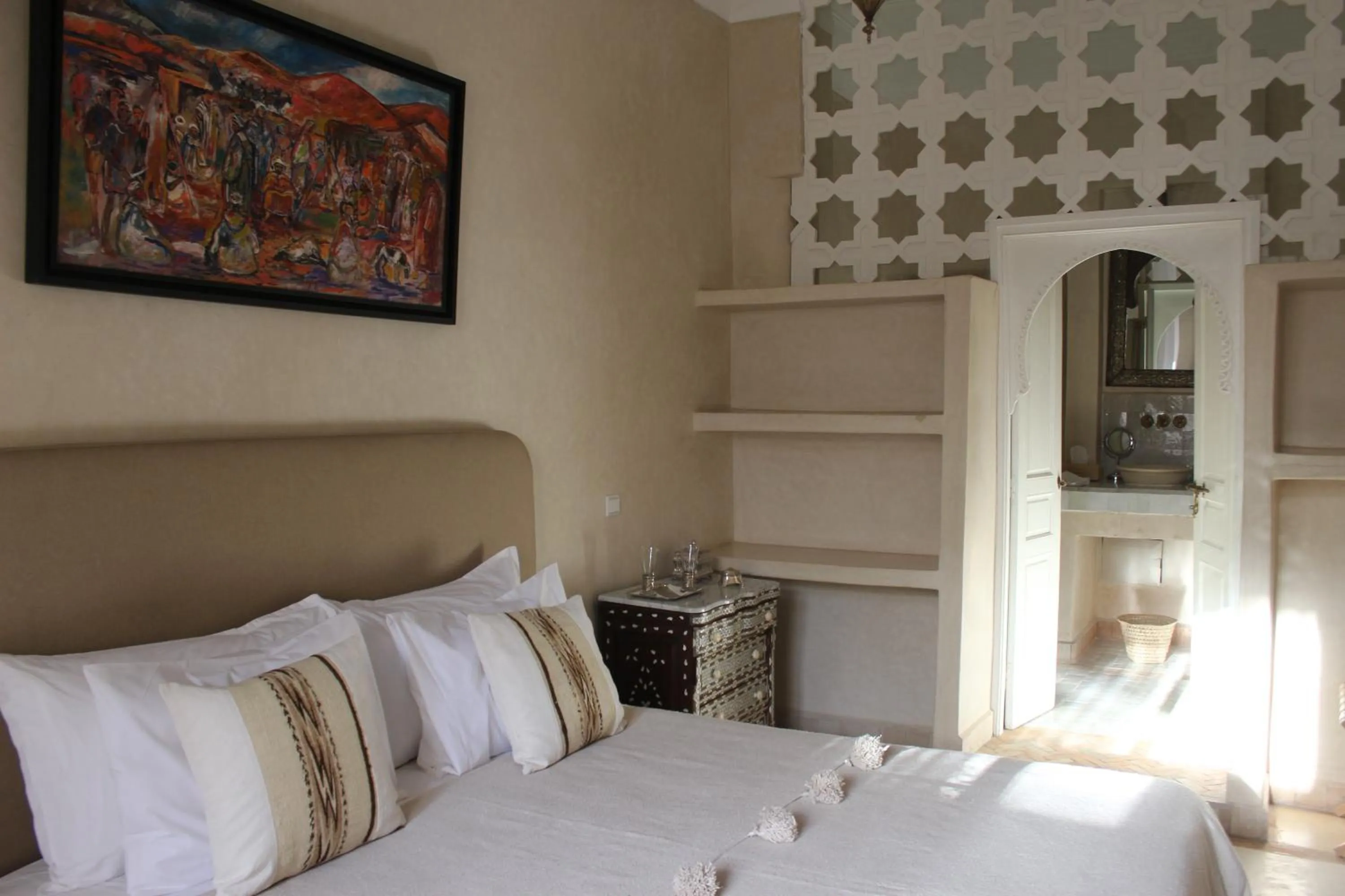 Bed in Riad Emberiza Sahari