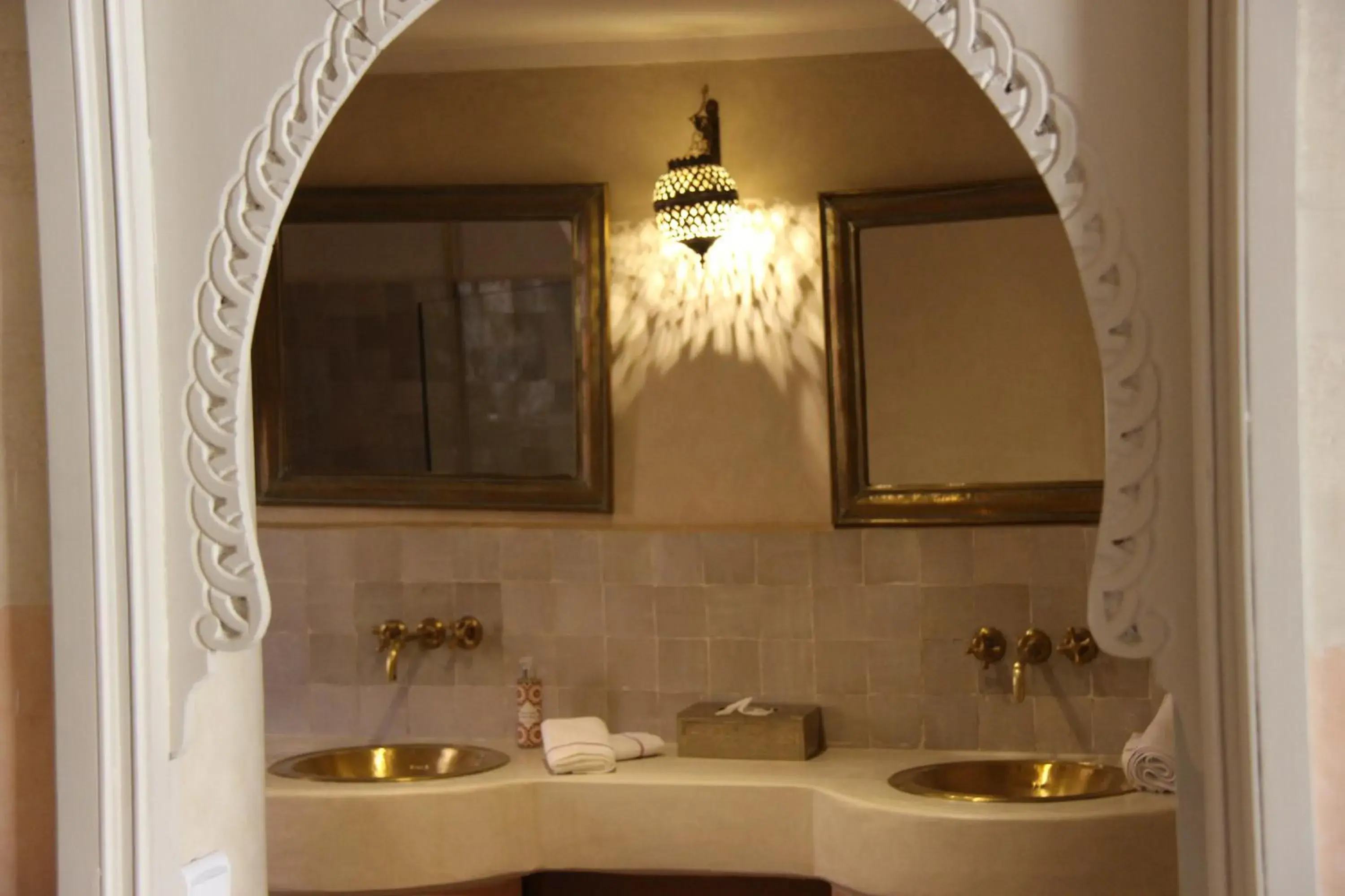 Suite Amon in Riad Emberiza Sahari Suite Amon in Riad Emberiza Sahari