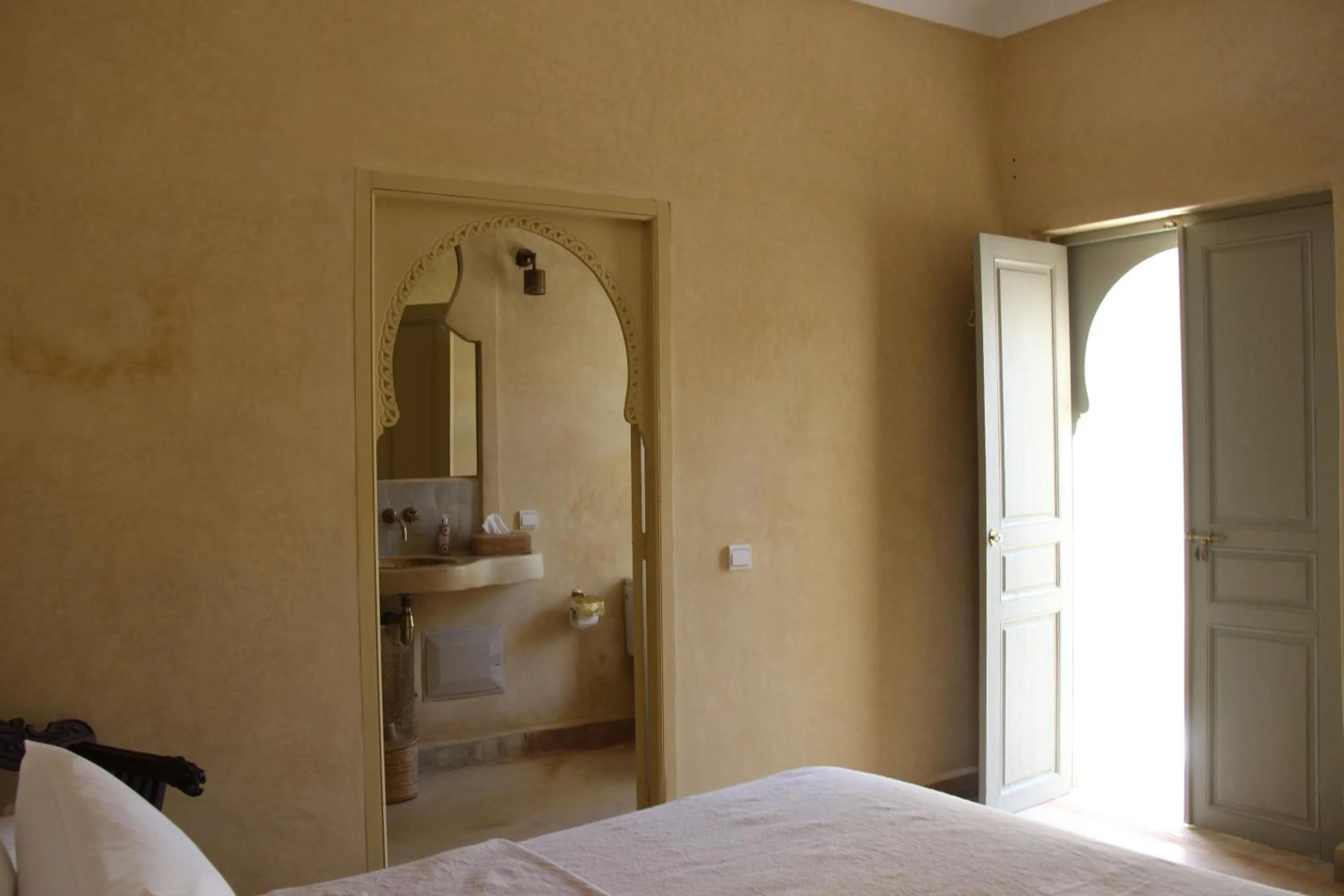 Bathroom in Riad Emberiza Sahari