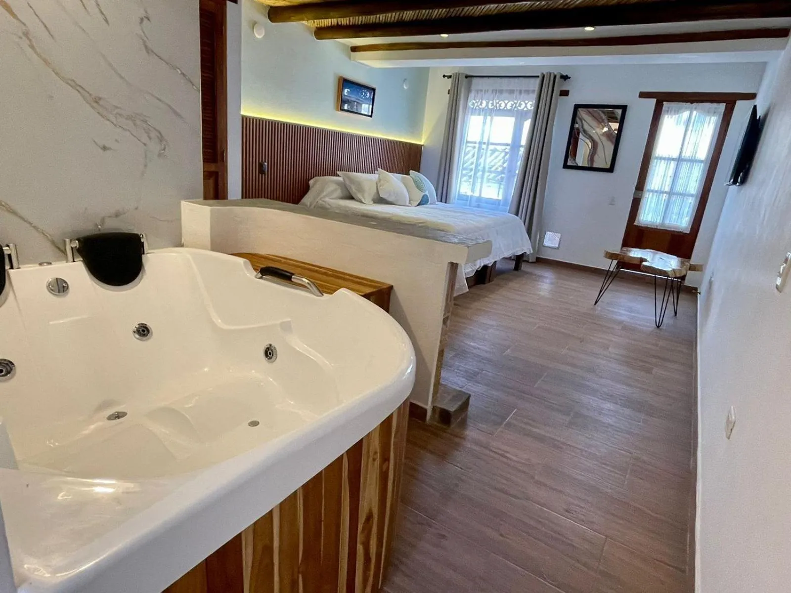 Bathroom, Bed in Hotel Boutique Cenit