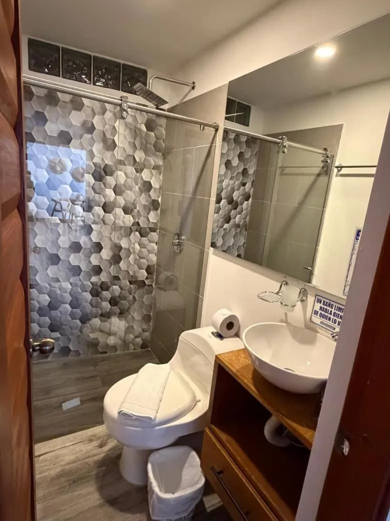 Shower in Hotel Boutique Cenit