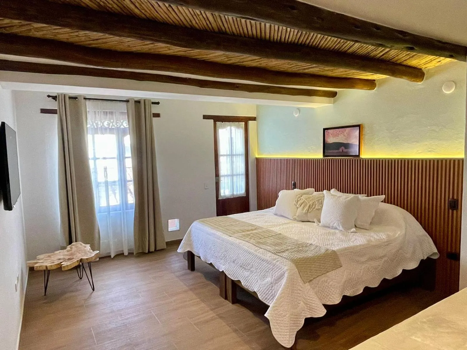 Photo of the whole room, Bed in Hotel Boutique Cenit