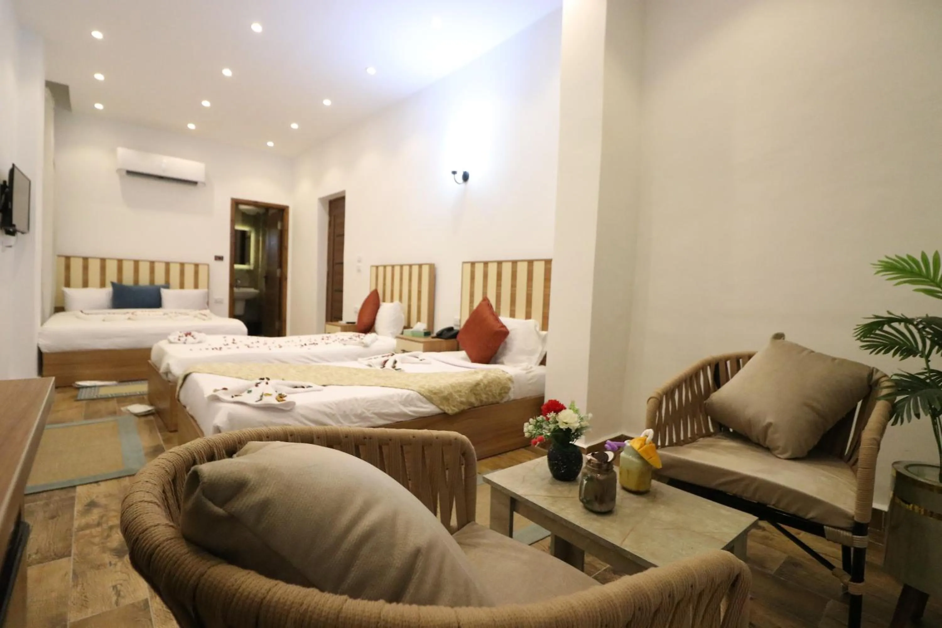 West Pyramids Hotel