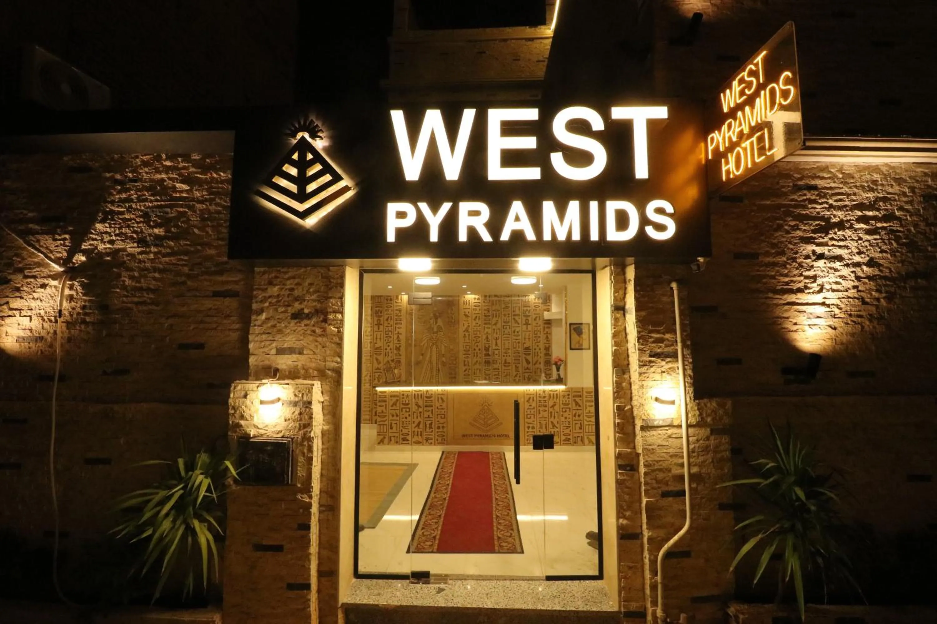 Night in West Pyramids Hotel