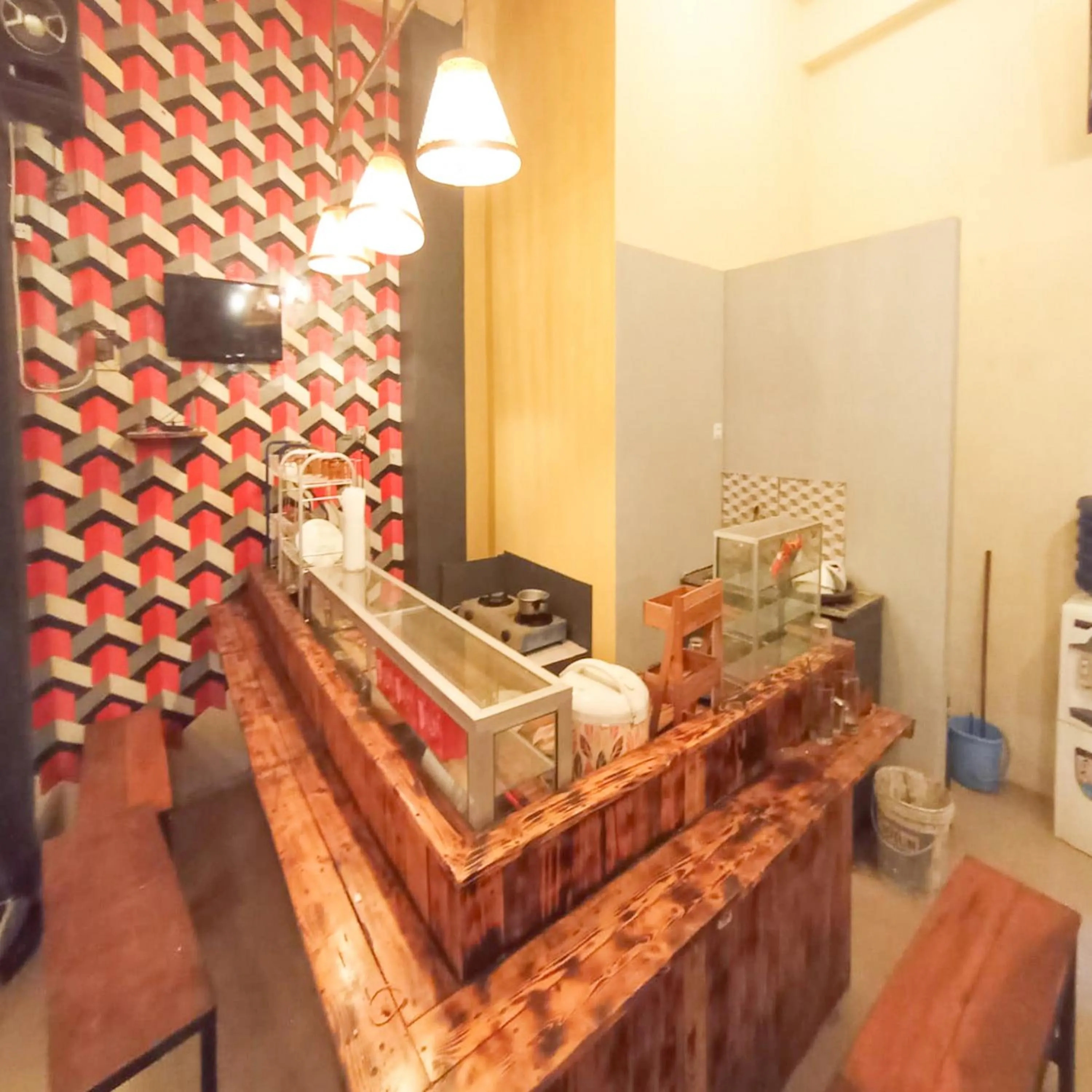 Ariska Room near Alun Alun Jombang RedPartner