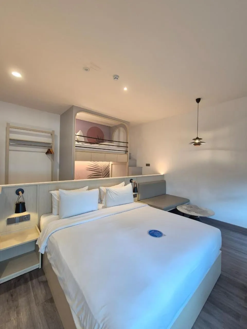 Bed in True Blue Hotel Menteng