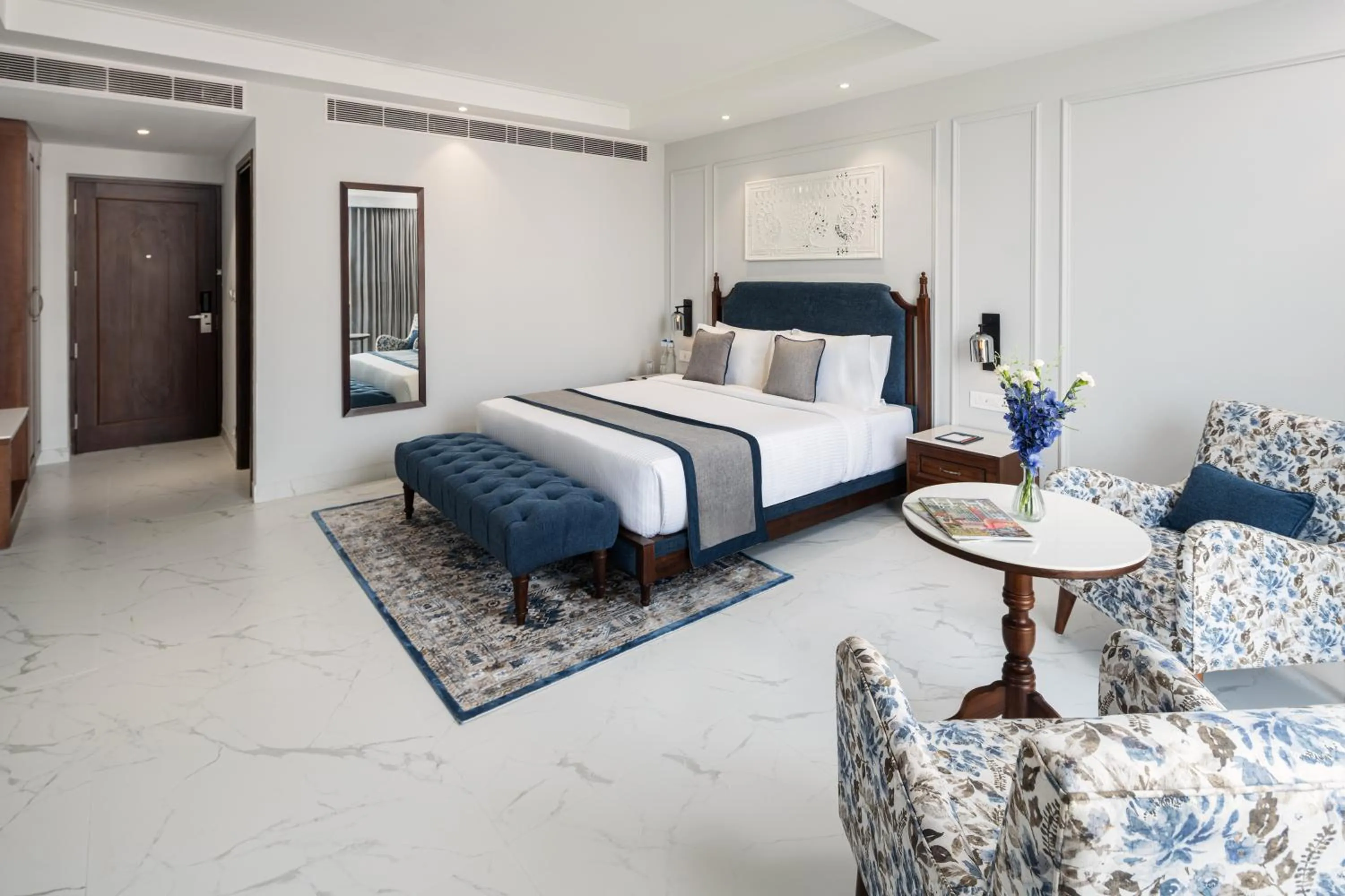 Bedroom, Bed in MJ Sarovar Portico Haridwar