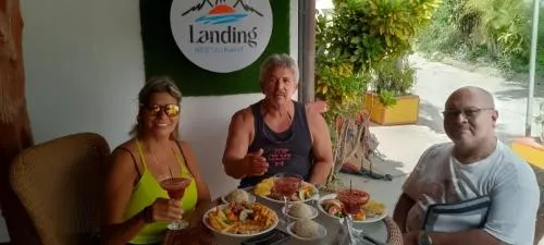 The Landing Hotel And Restaurant