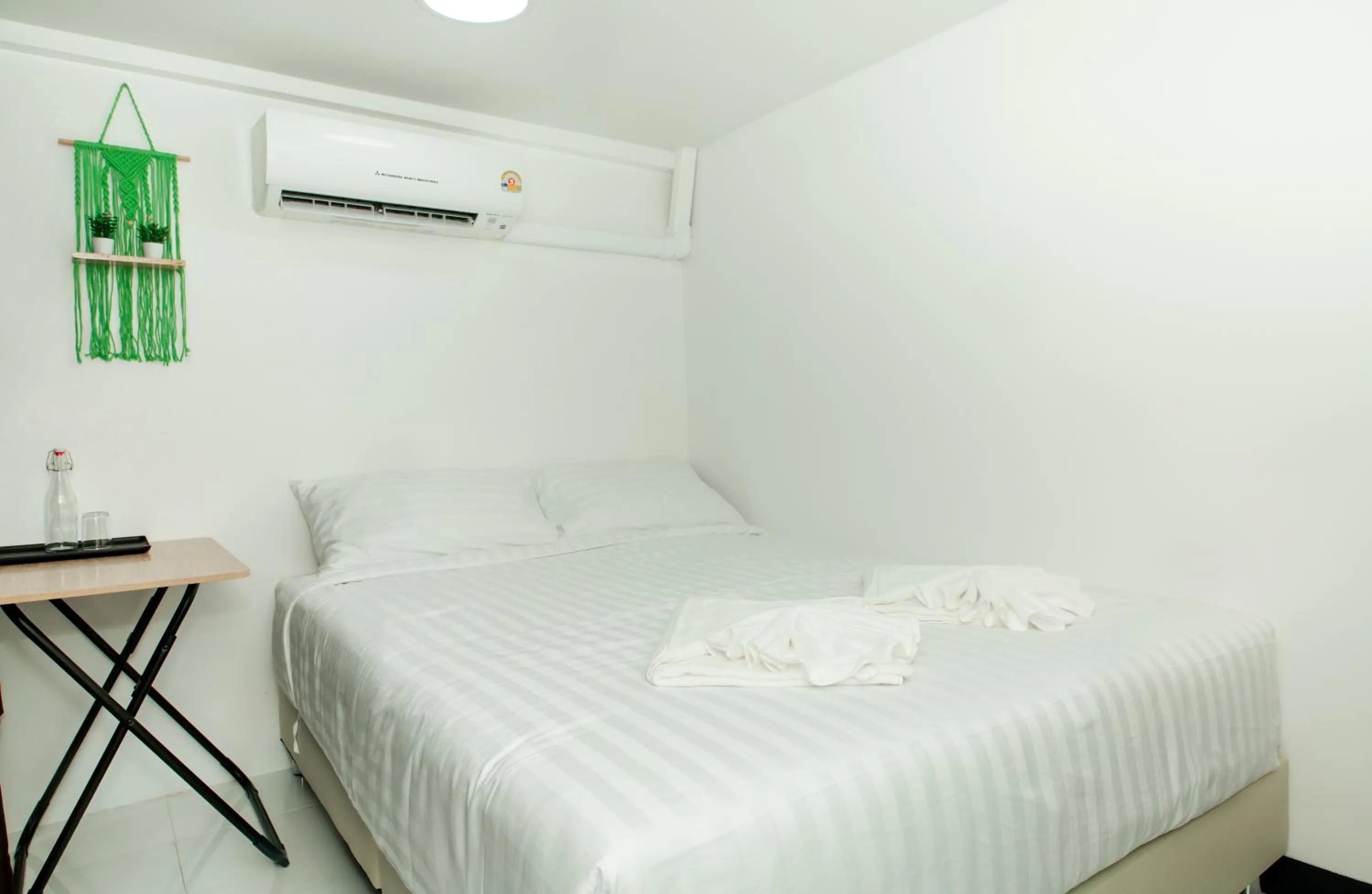 Bed in The Hostel Era