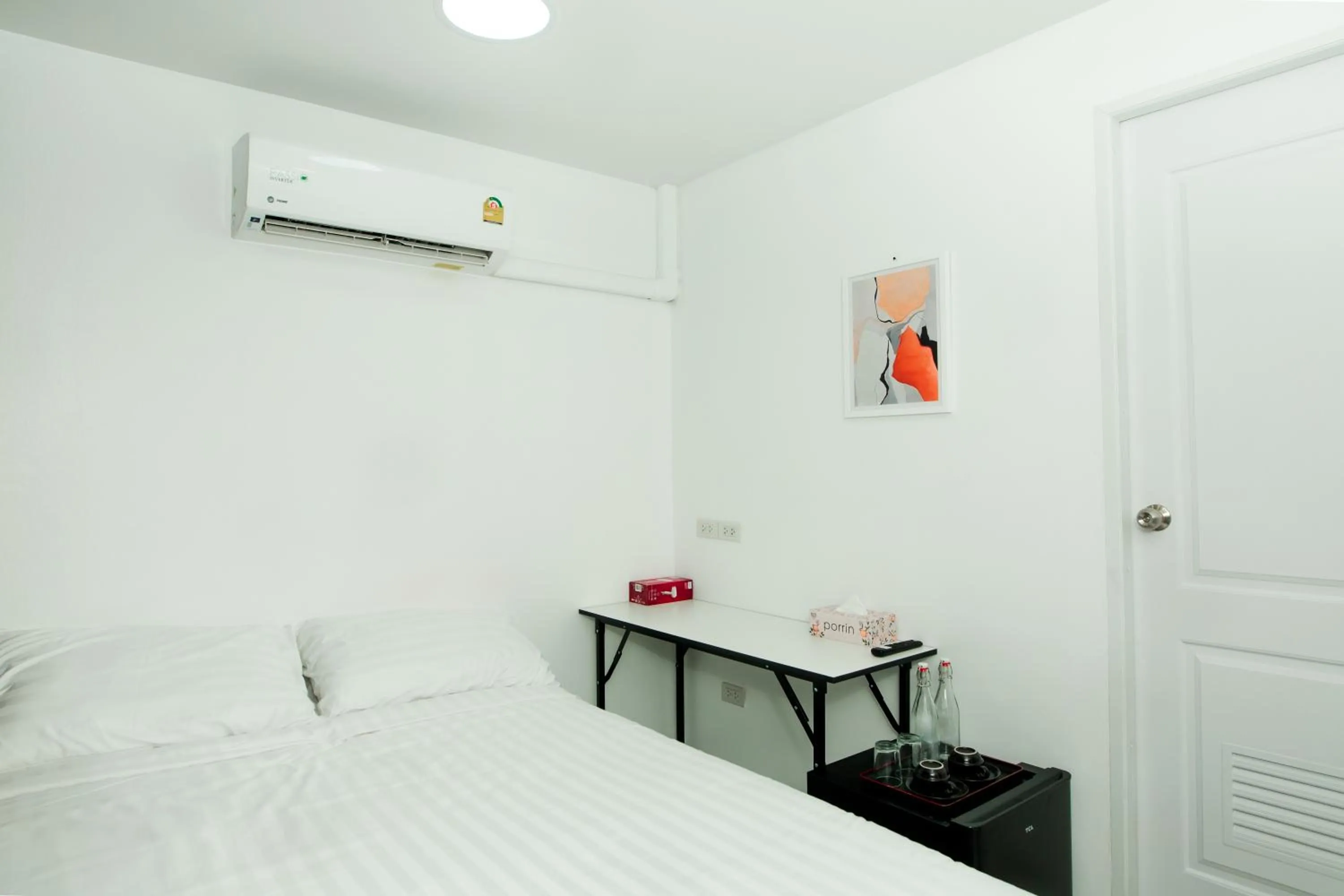 Bed in The Hostel Era