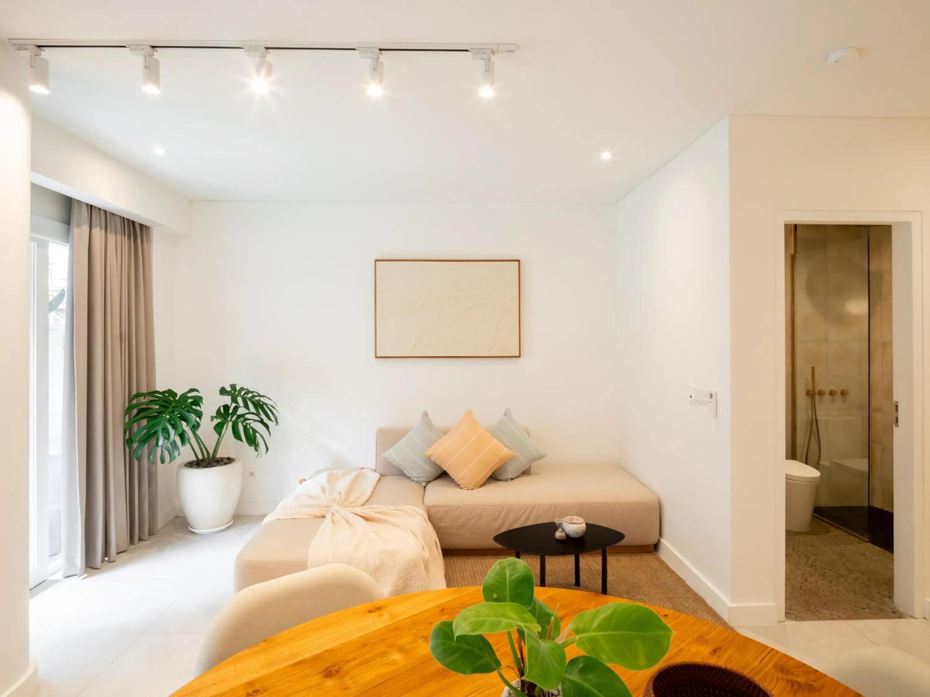 Living room, Bed in The Cruise Berawa Resort