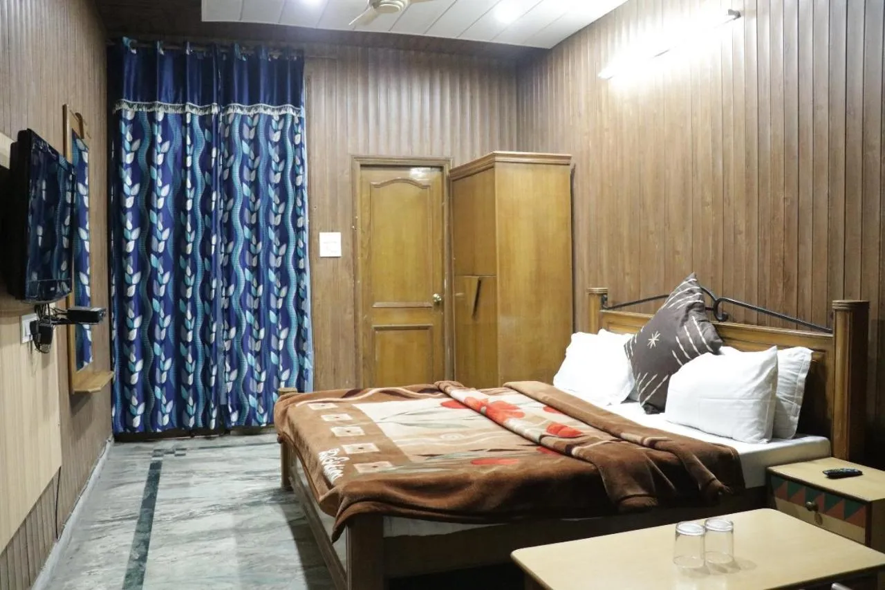 Bed in Hotel Royal Palace