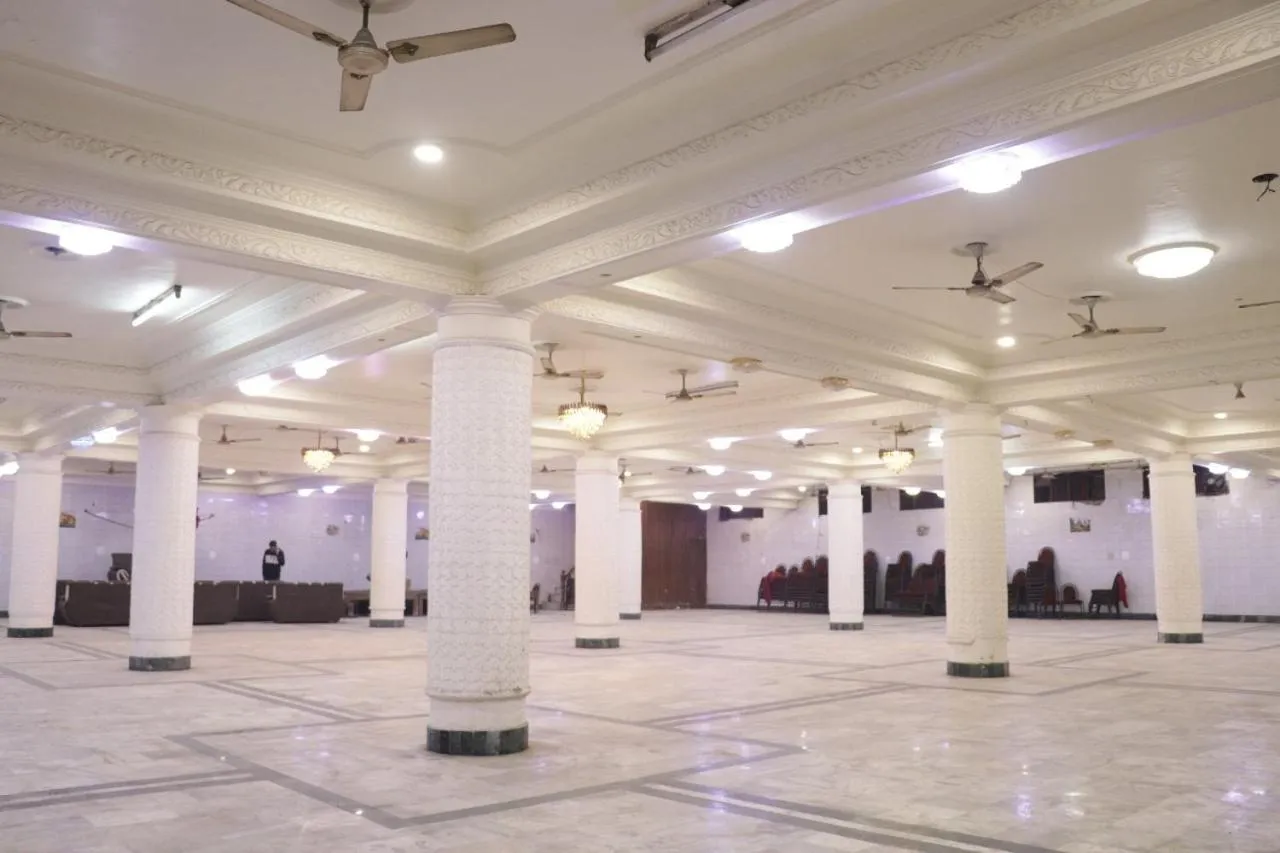 fireplace in Hotel Royal Palace