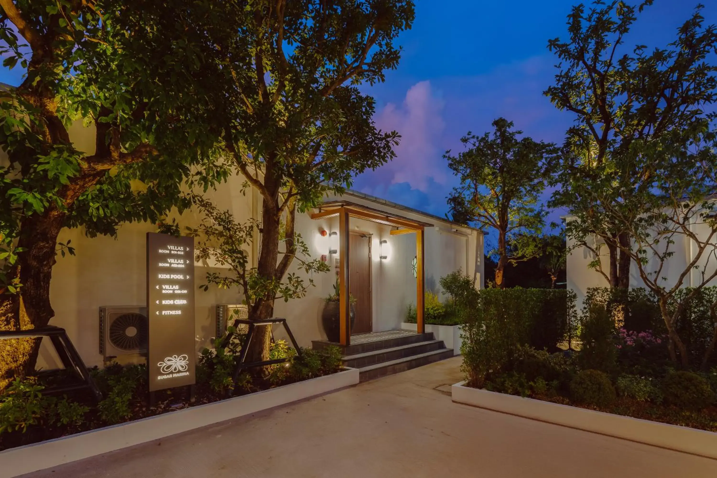 Property building in Sugar Marina Resort-LAGOON-Villas, Naiyang Beach Property building in Sugar Marina Resort-LAGOON-Villas, Naiyang Beach