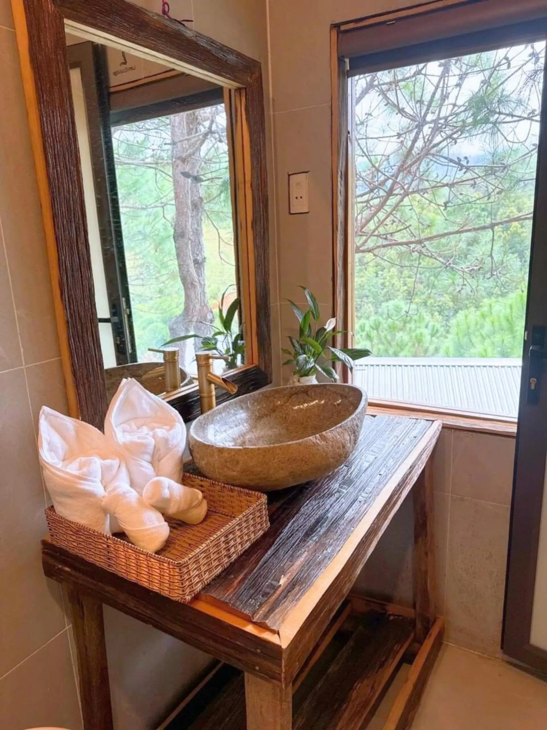 Mountain view in Lam Ecolodge Mu Cang Chai