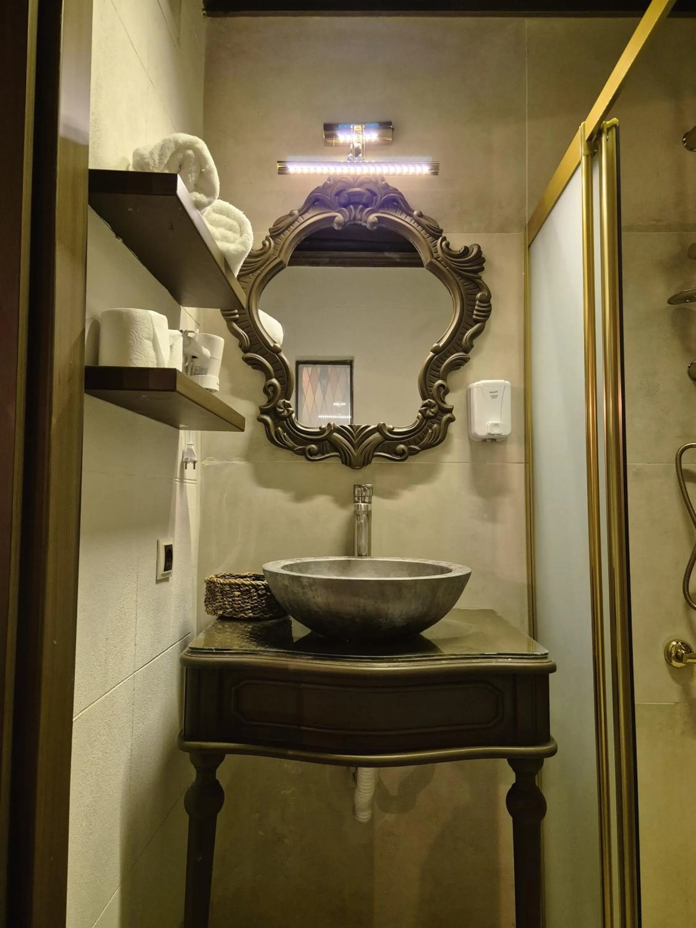 Bathroom in Yılmazhan Konağı Butik Otel