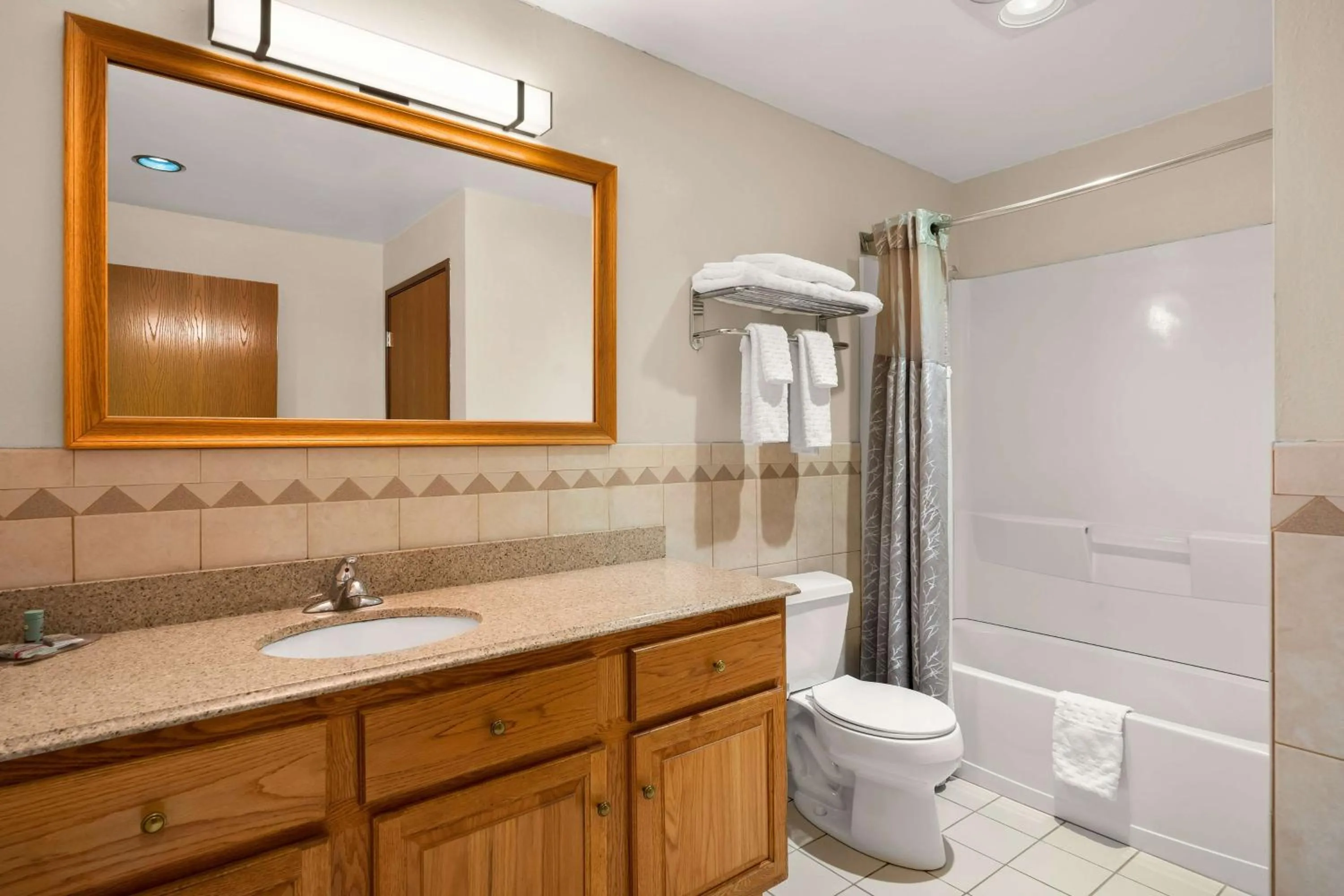 Bathroom in Best Western Northwoods Lodge