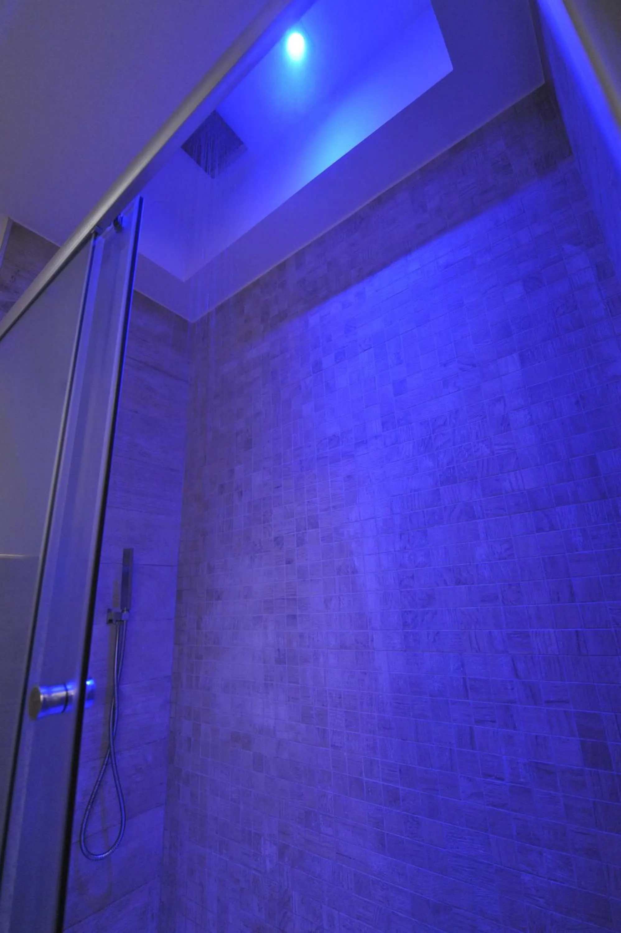 Shower in B&B Aurelia