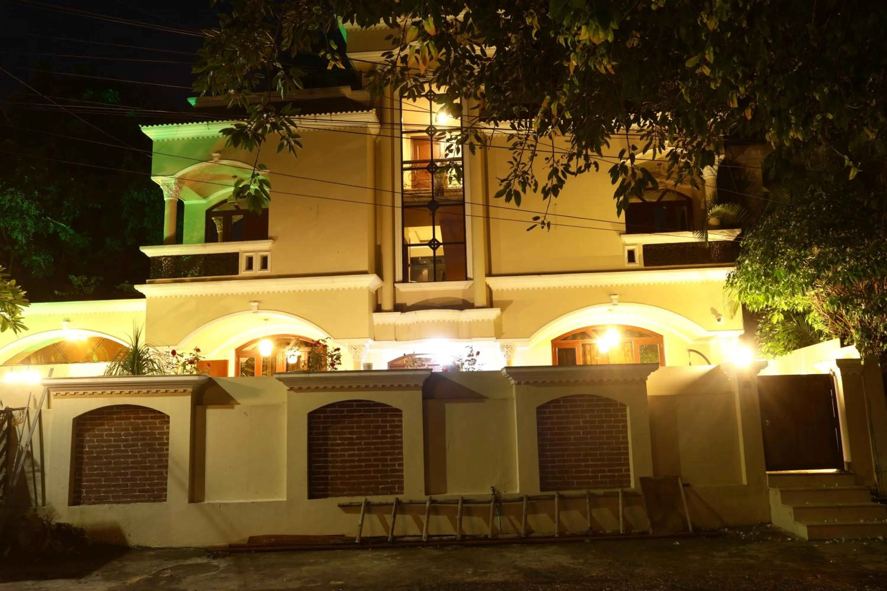 Property building in Suramya Homestay Near Shymala Hills