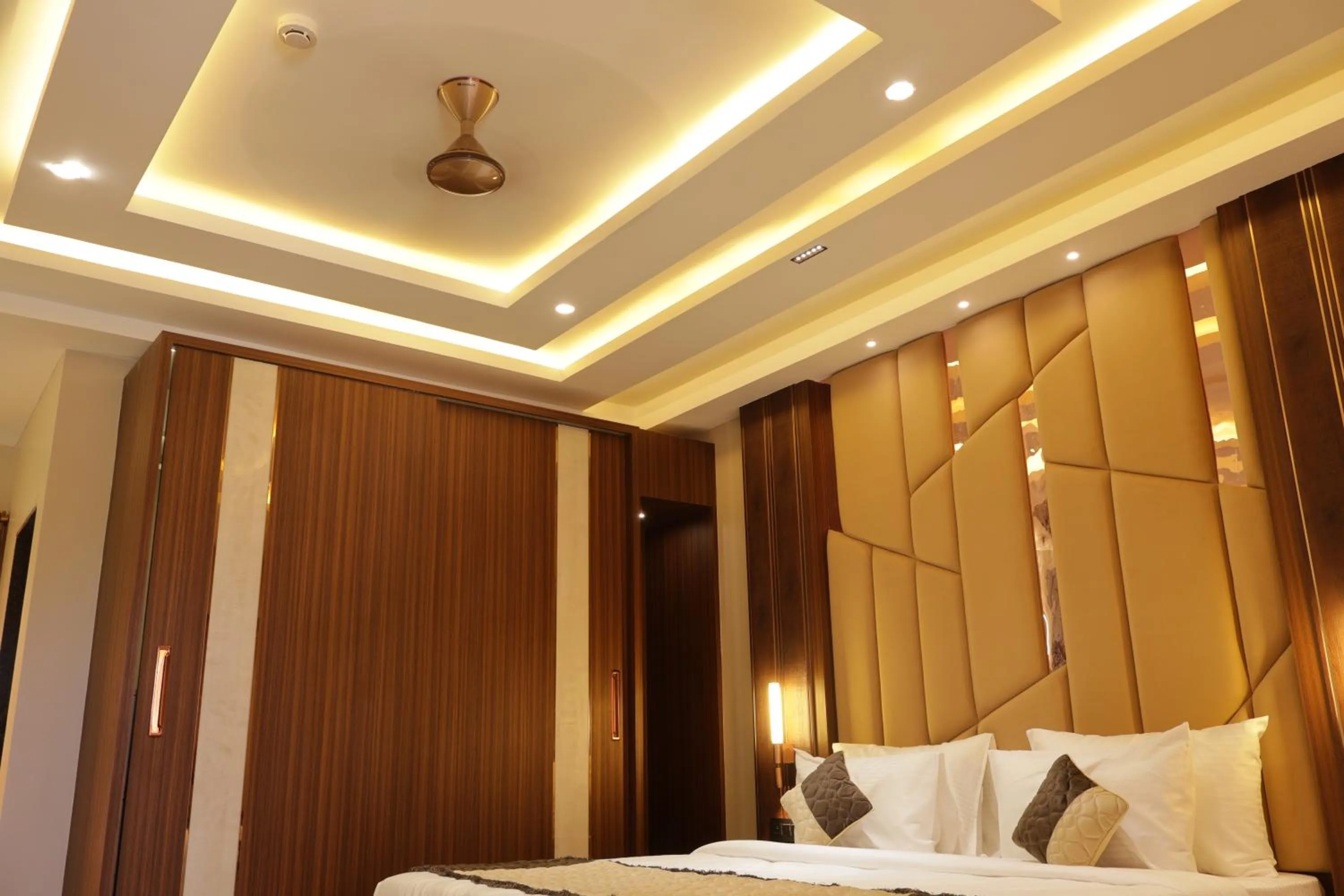 Bed in Suramya Homestay Near Shymala Hills