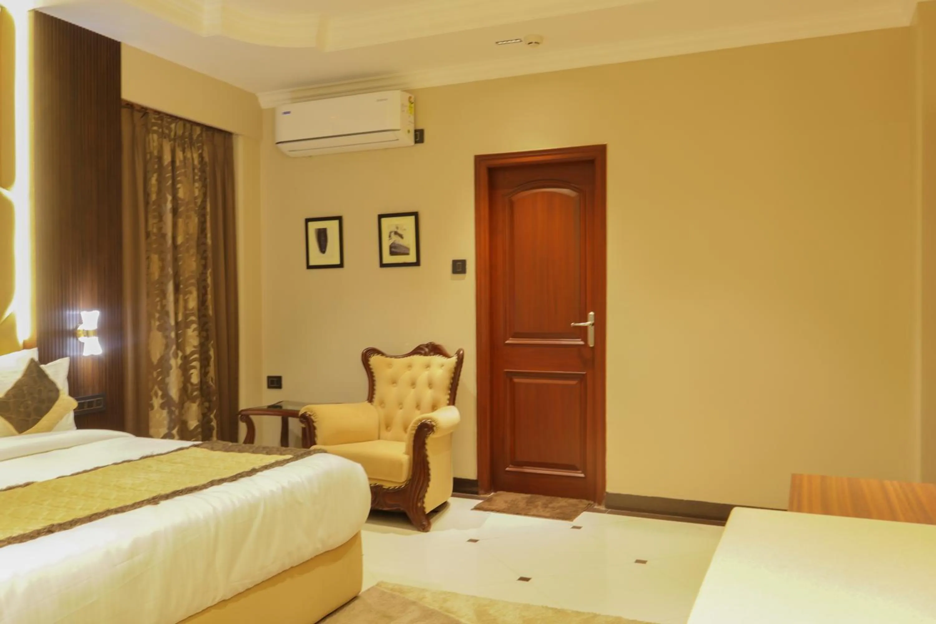 Bed in Suramya Homestay Near Shymala Hills