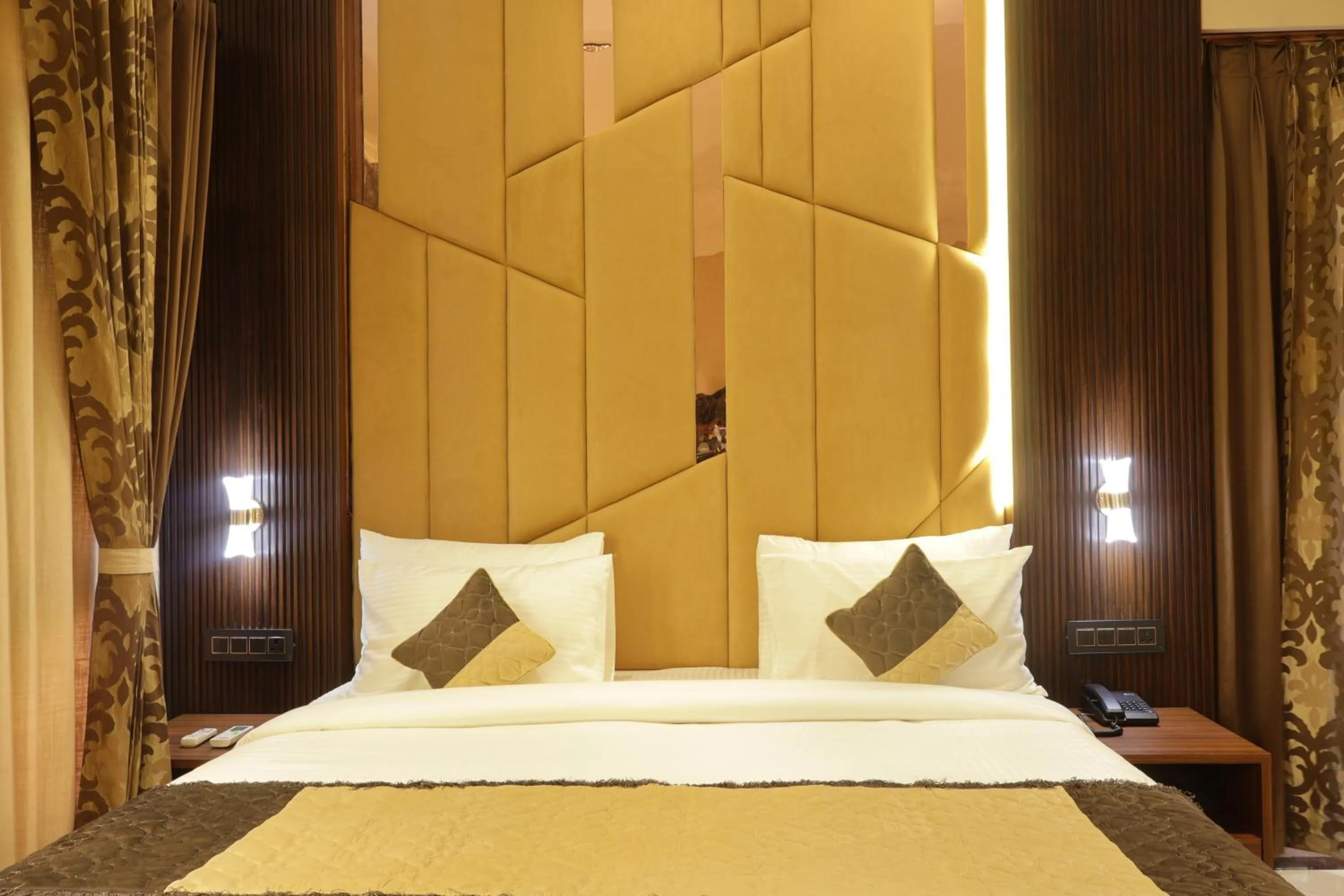 Bed in Suramya Homestay Near Shymala Hills