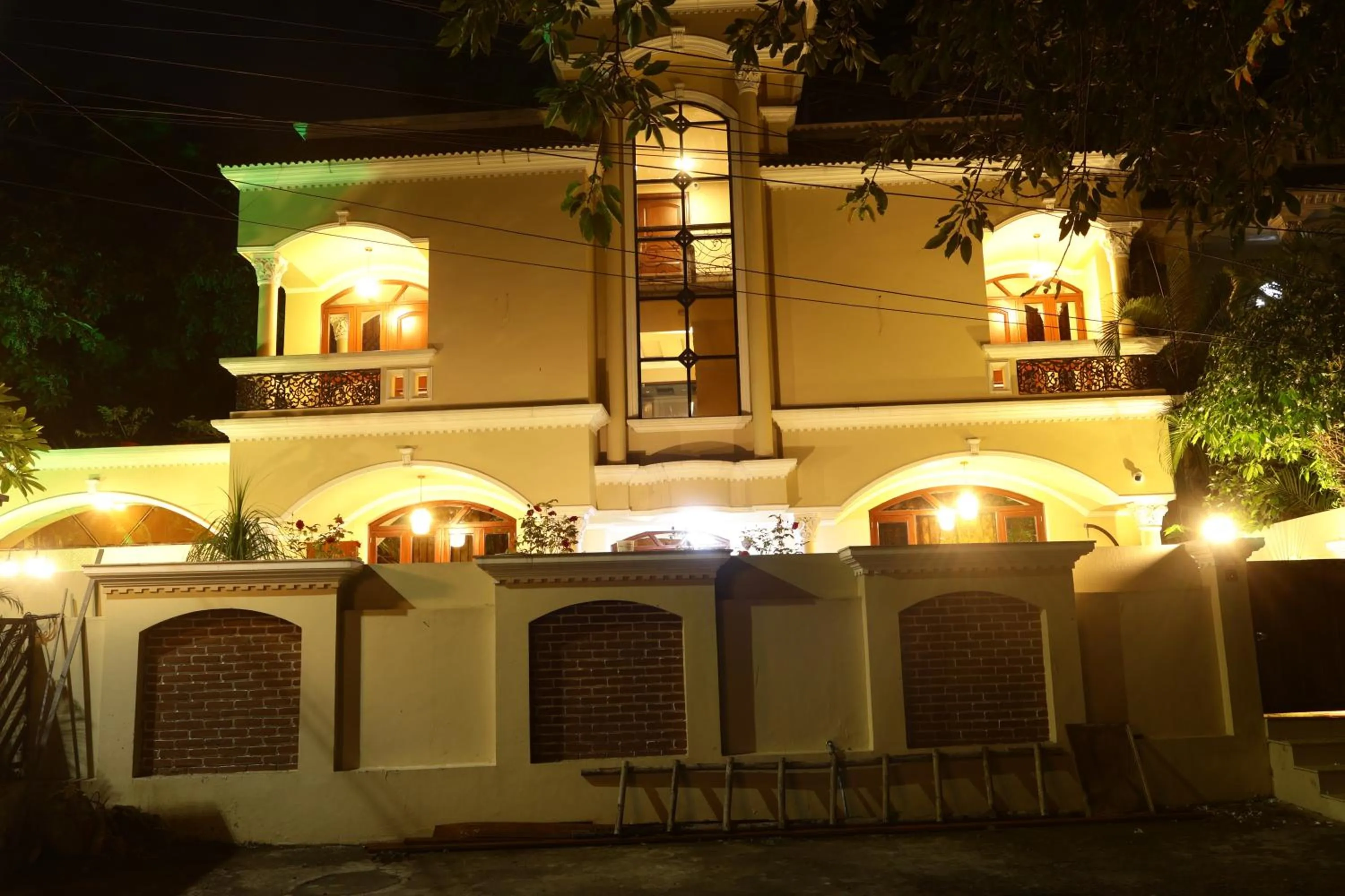 Property building in Suramya Homestay Near Shymala Hills