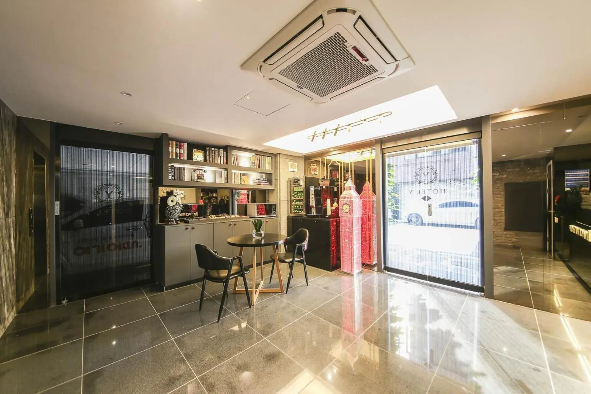 Lobby or reception in Eunpyeong Y Hotel Lobby or reception in Eunpyeong Y Hotel