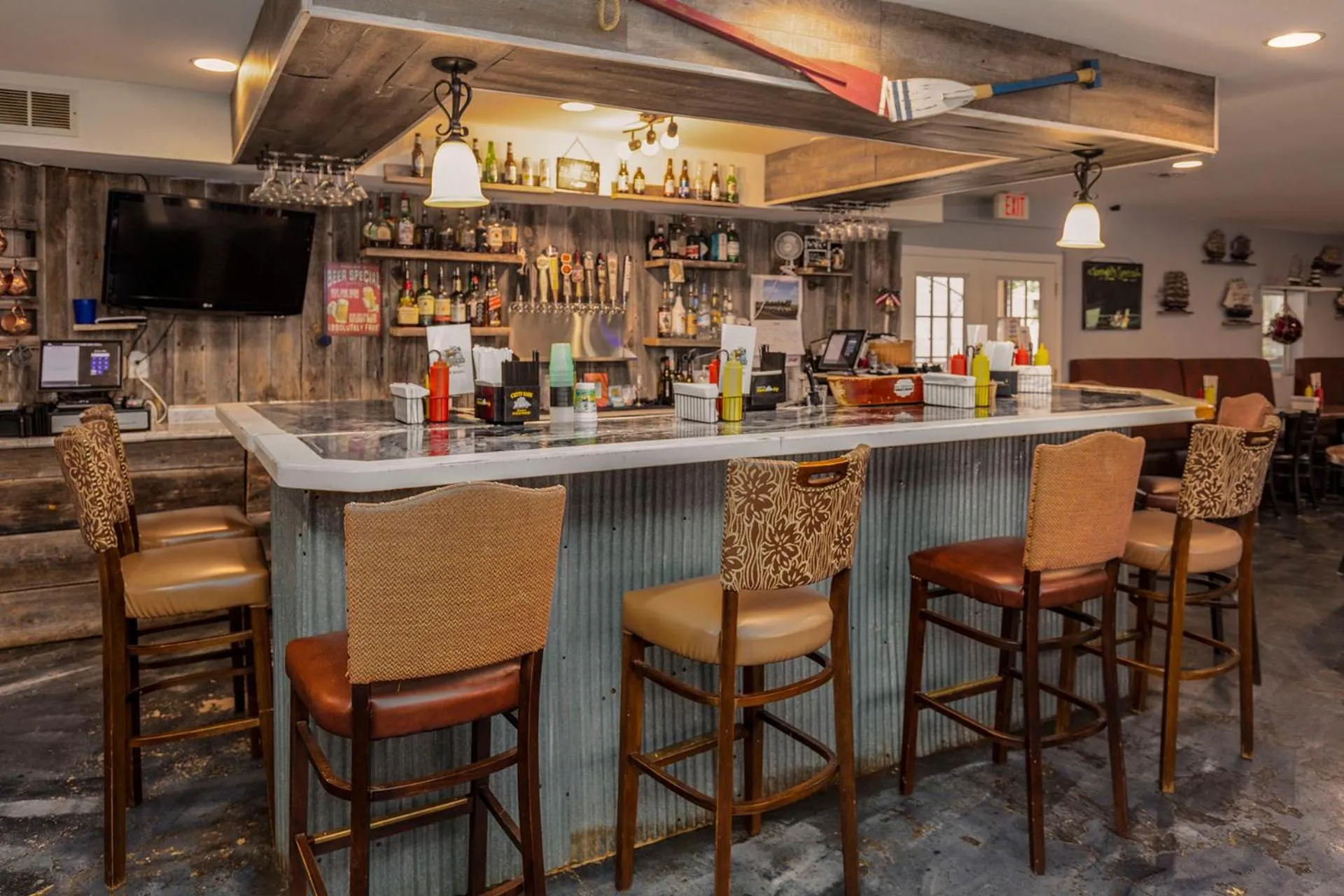 Restaurant/places to eat in Sweetgrass Inn Bed & Breakfast