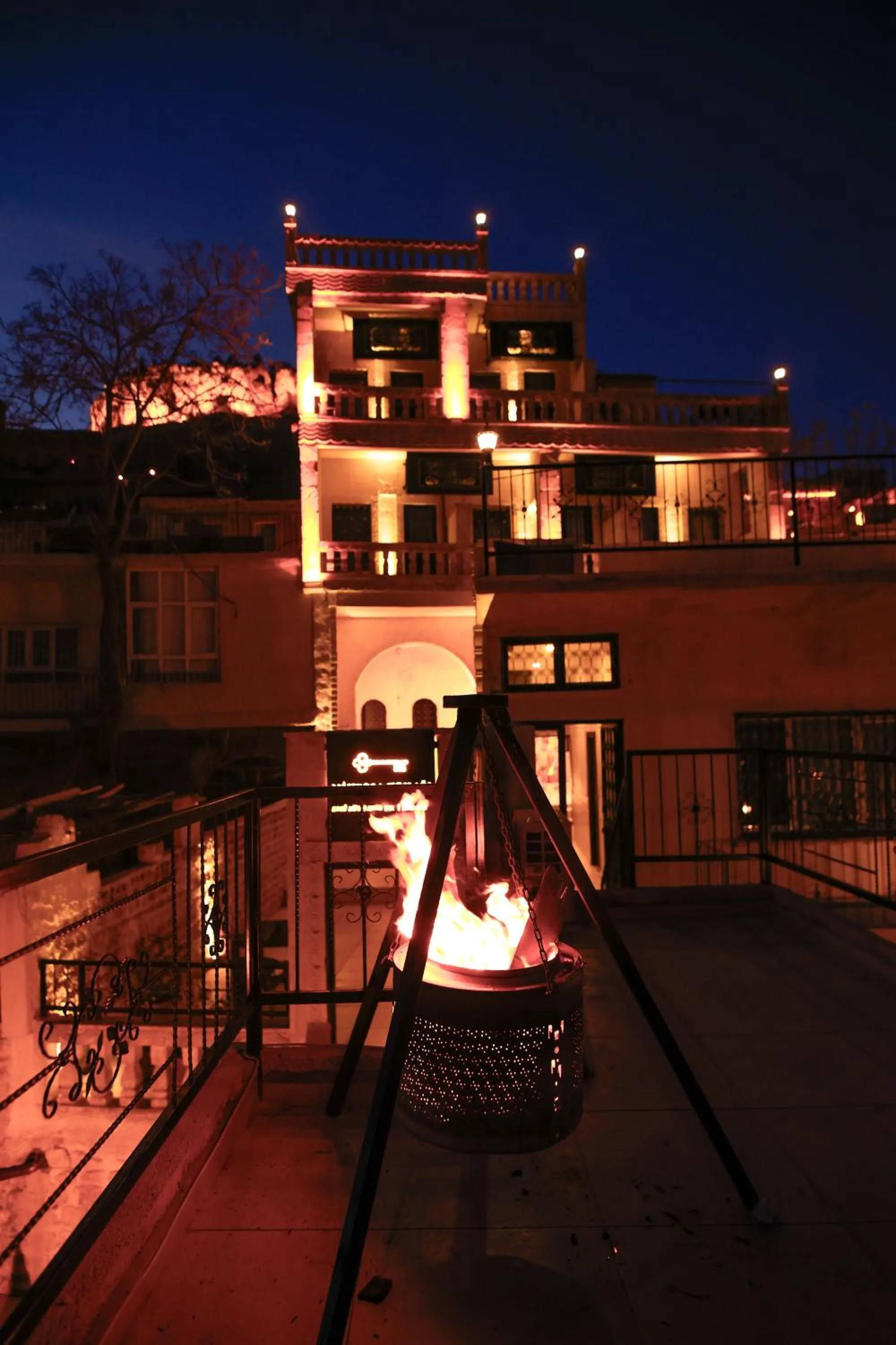 Facade/entrance in Minessa Konağı