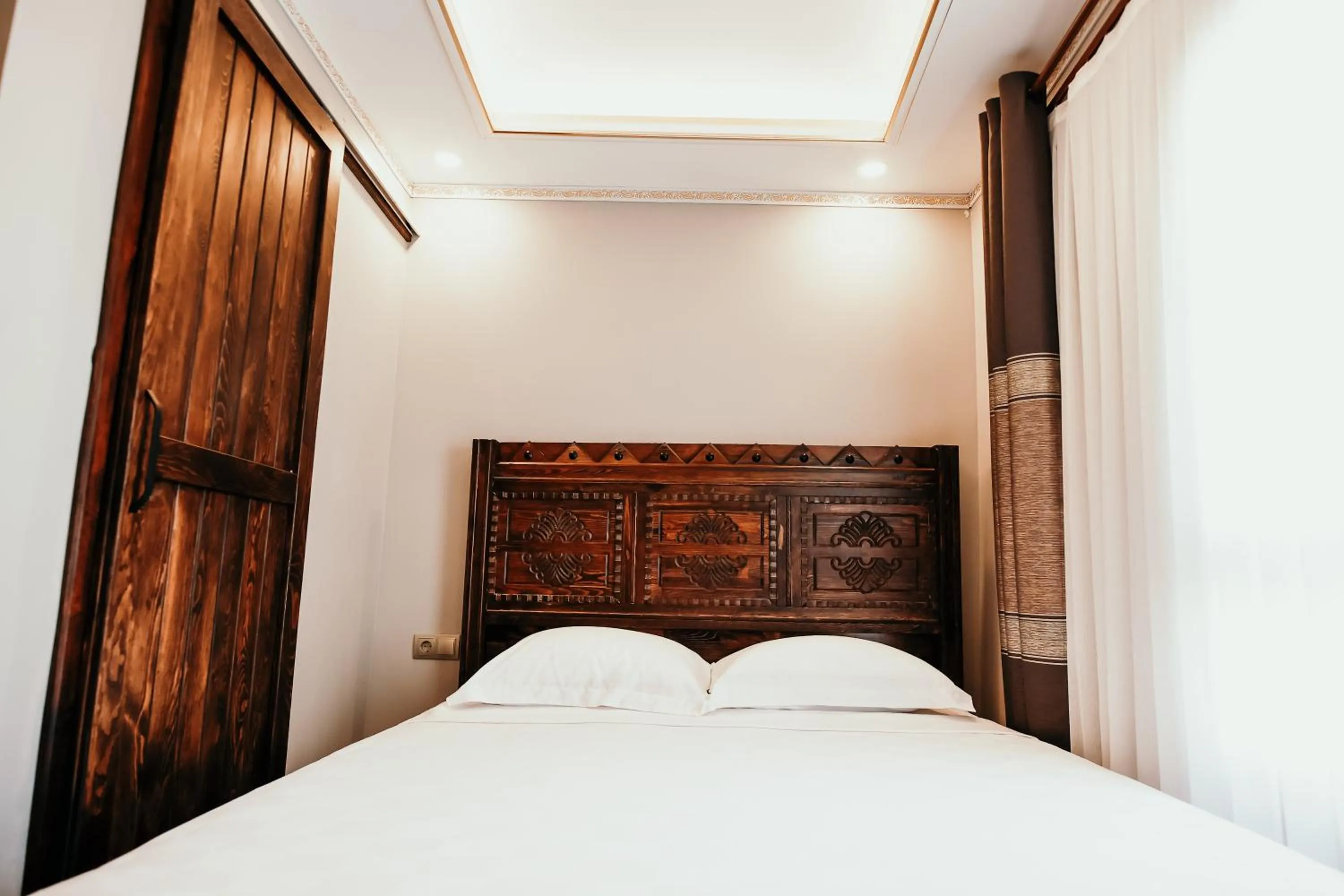 Bed in Minessa Konağı