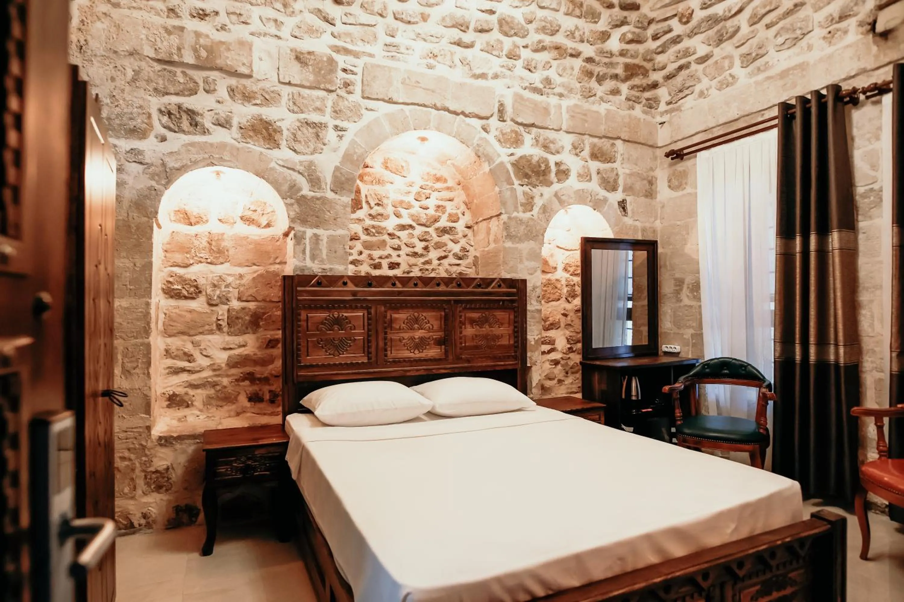 Bed in Minessa Konağı