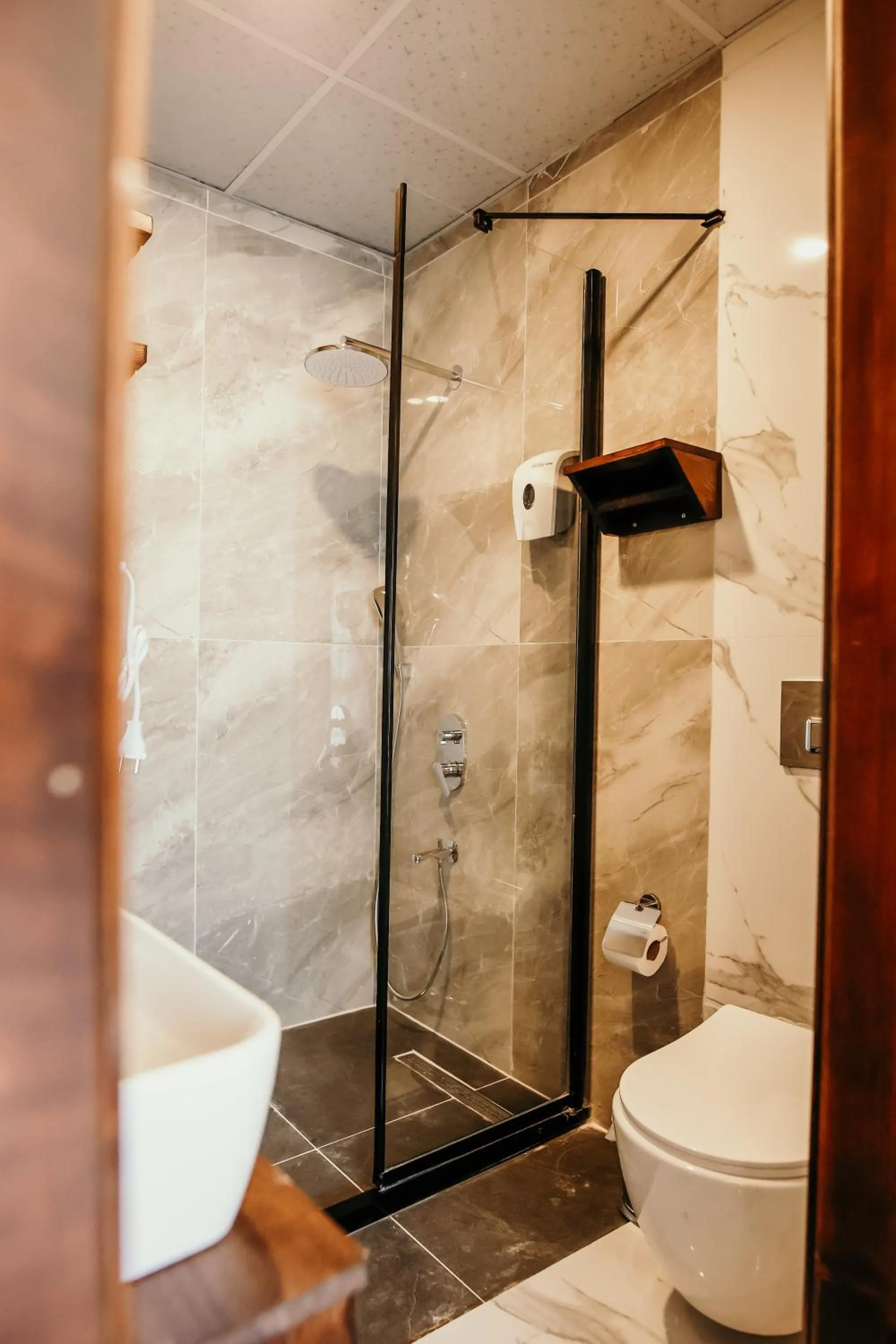 Shower in Minessa Konağı