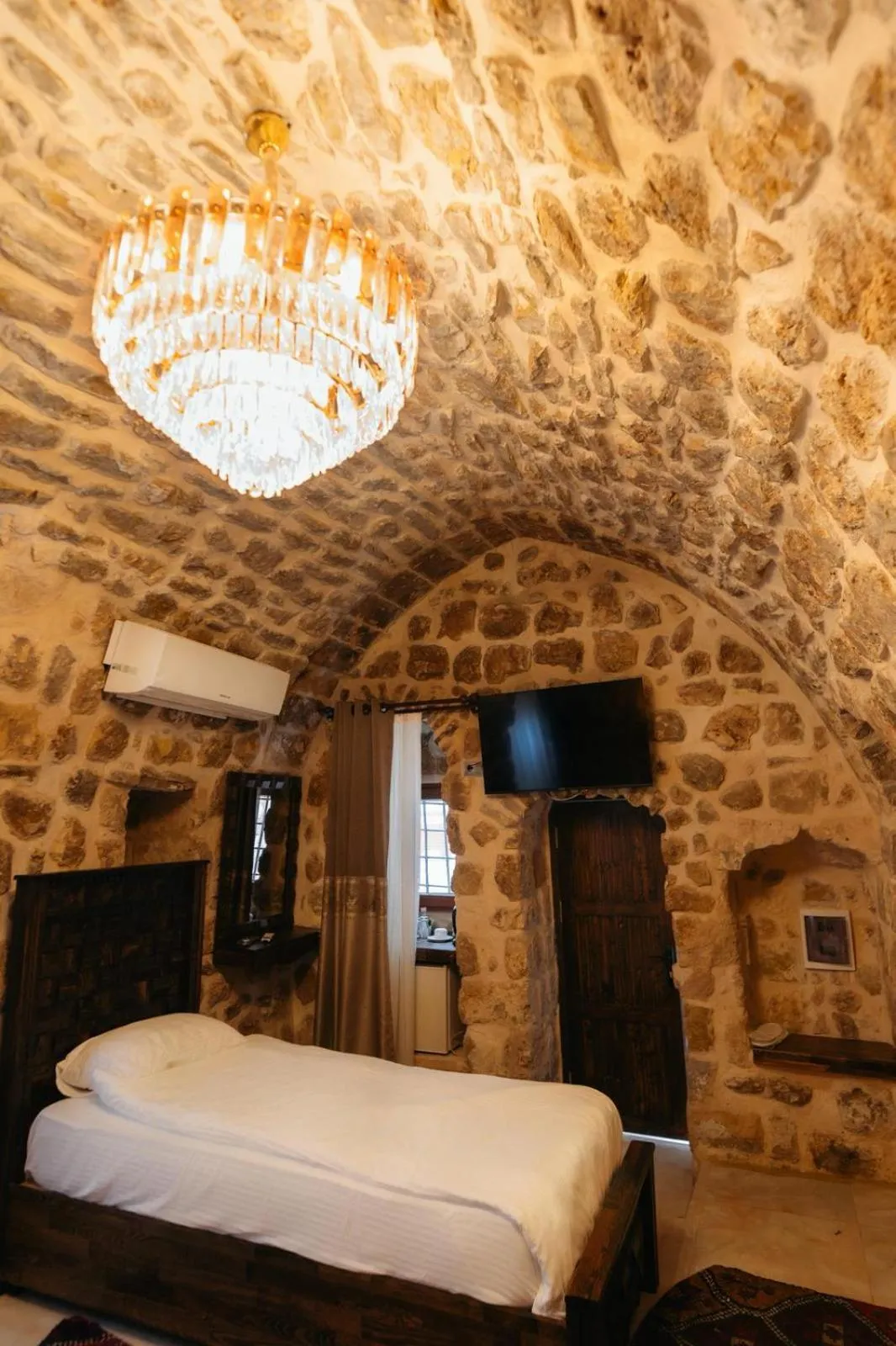 Bed in Minessa Konağı