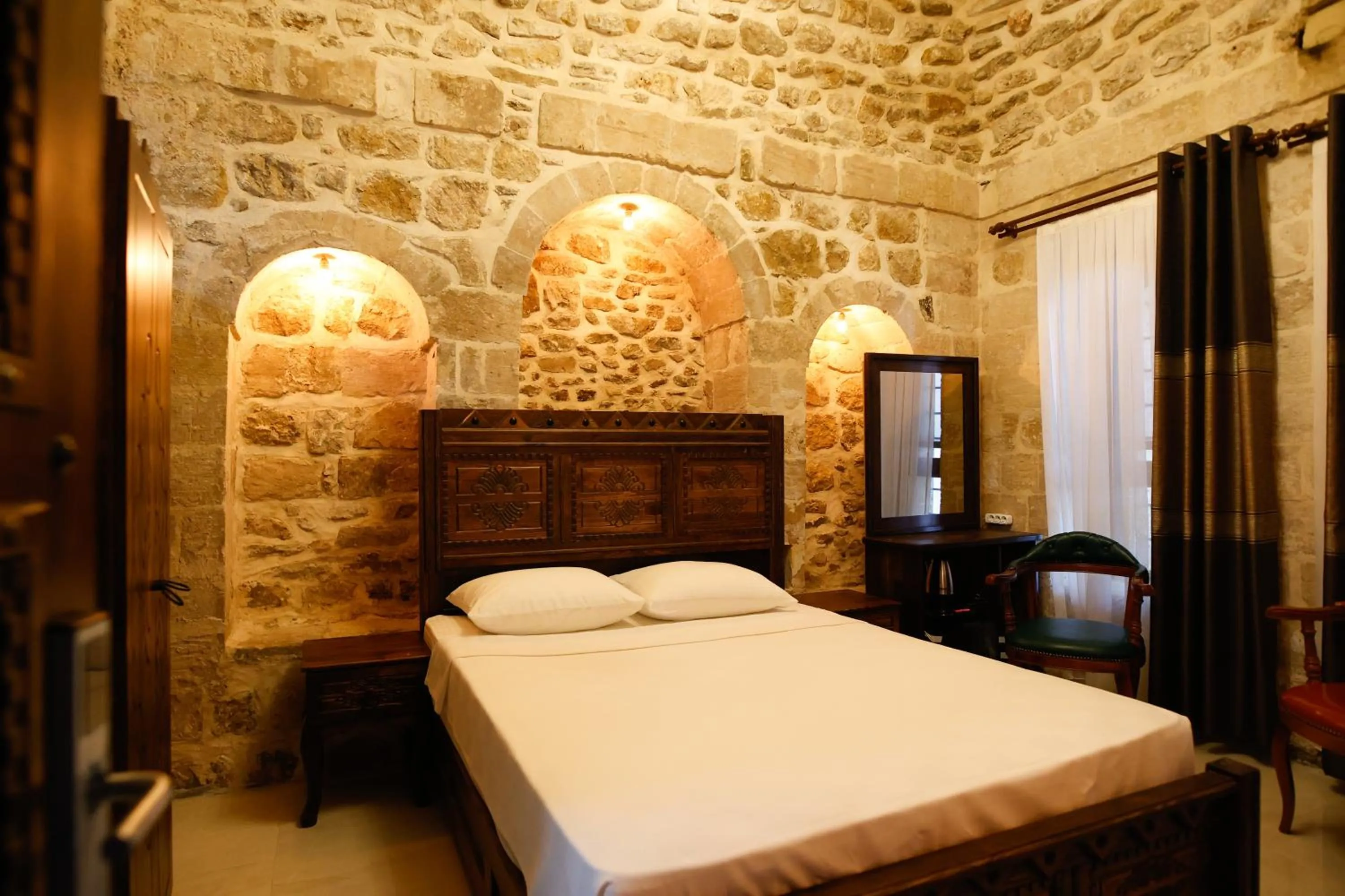 Bed in Minessa Konağı