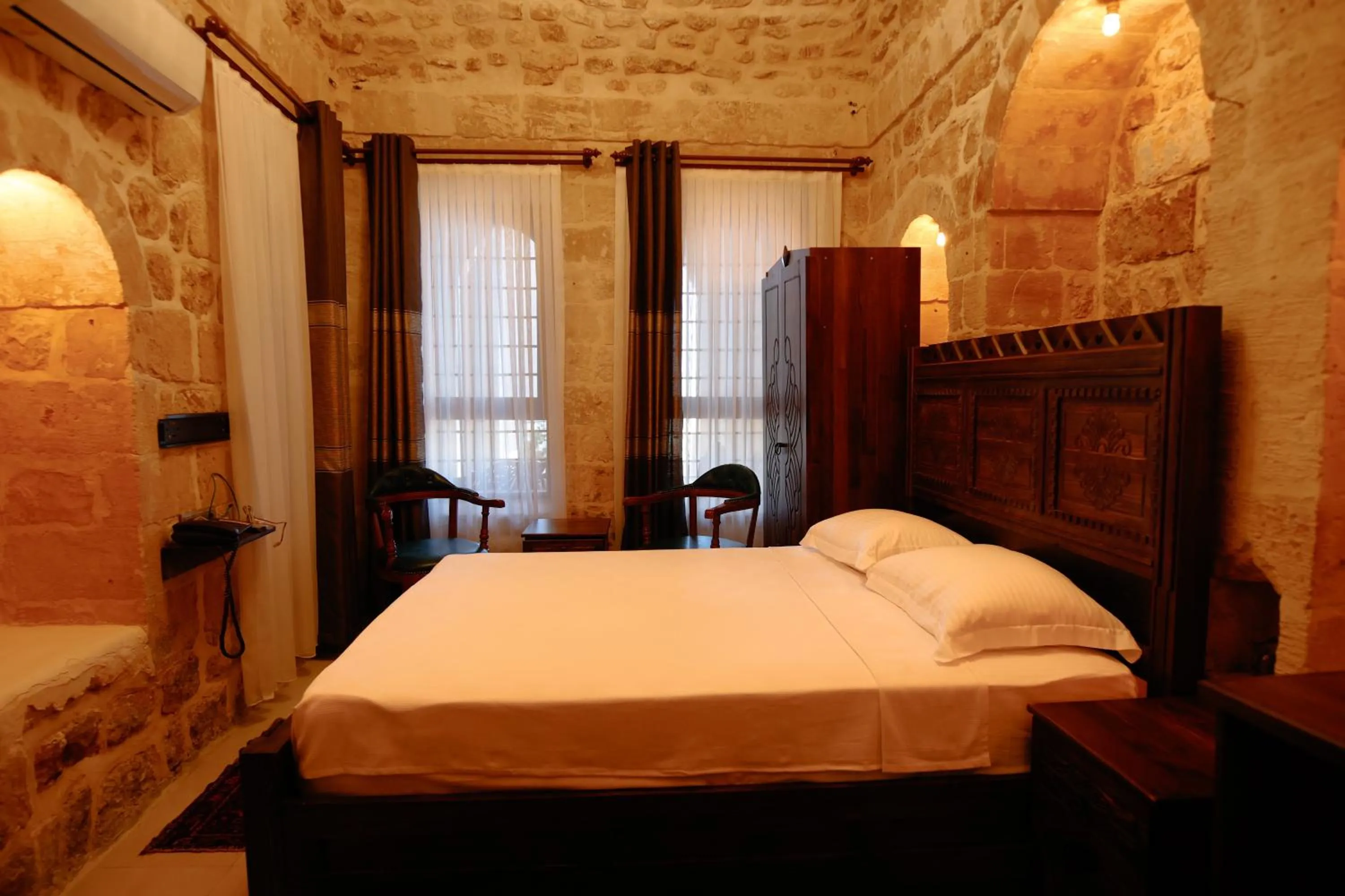 Bed in Minessa Konağı