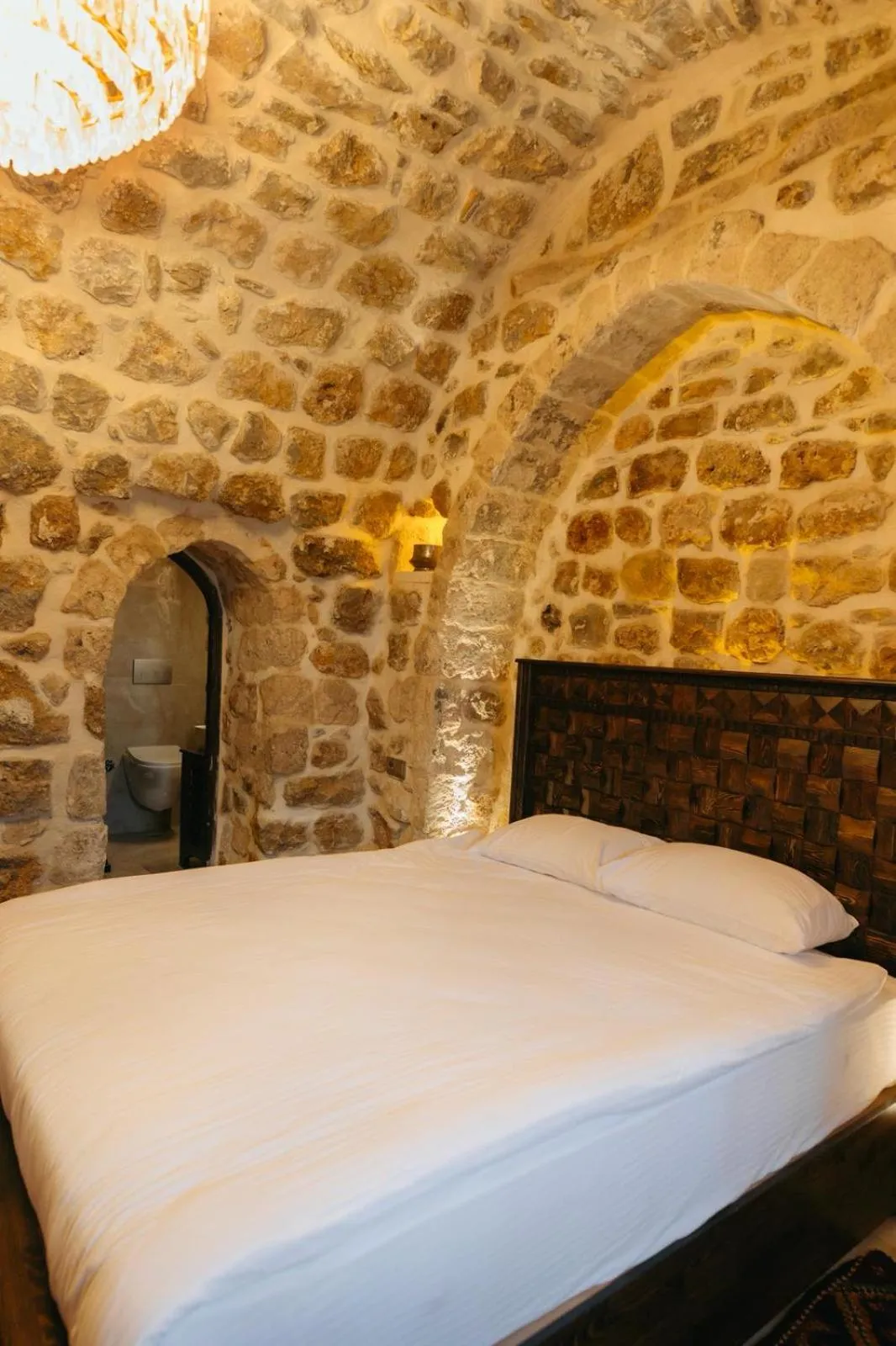 Bed in Minessa Konağı