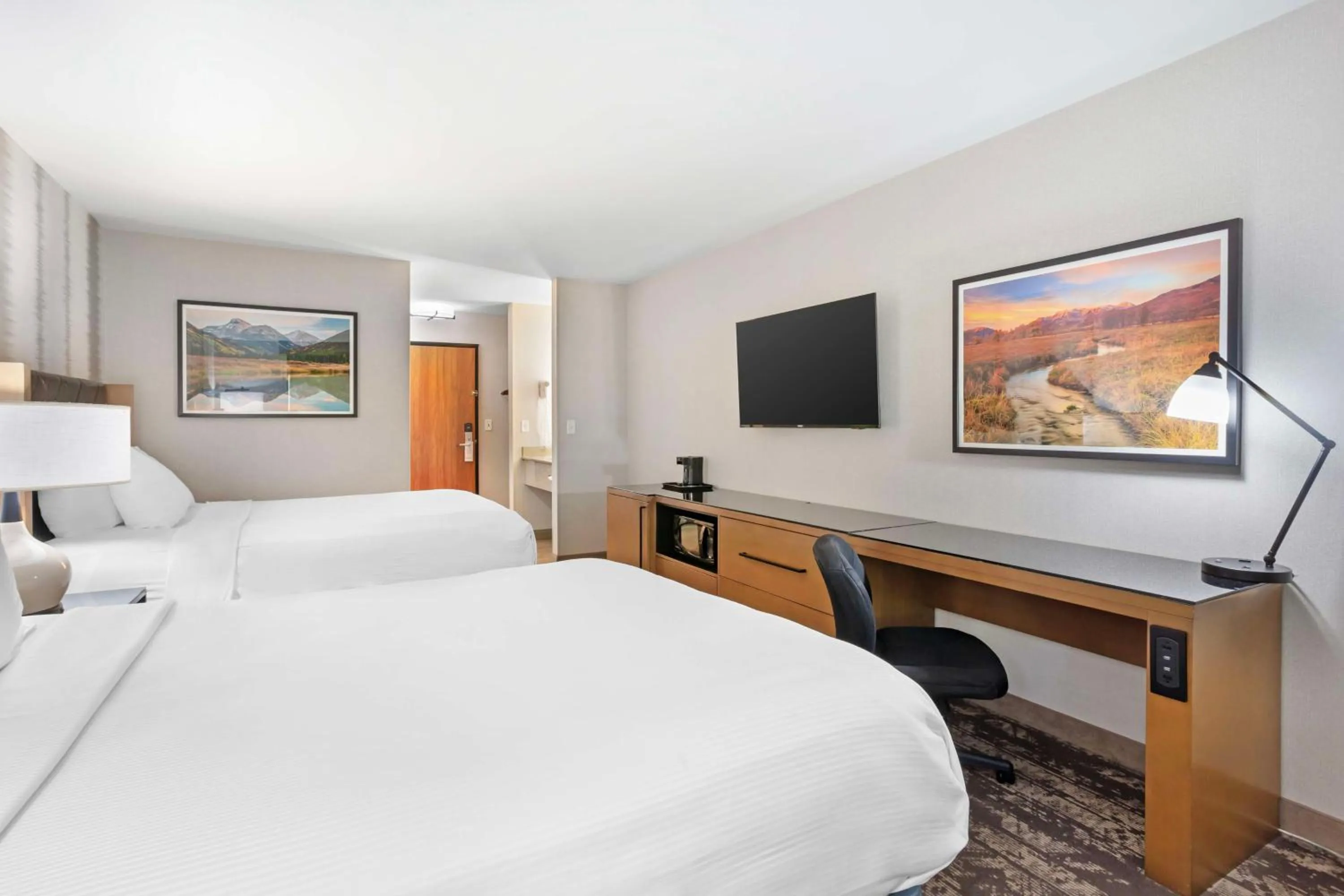 Bedroom, Bed in Best Western Holiday Hills