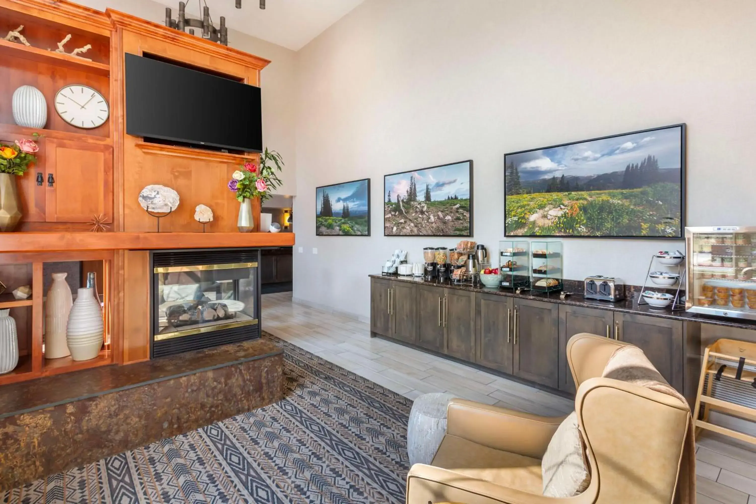 Lobby or reception in Best Western Holiday Hills Lobby or reception in Best Western Holiday Hills