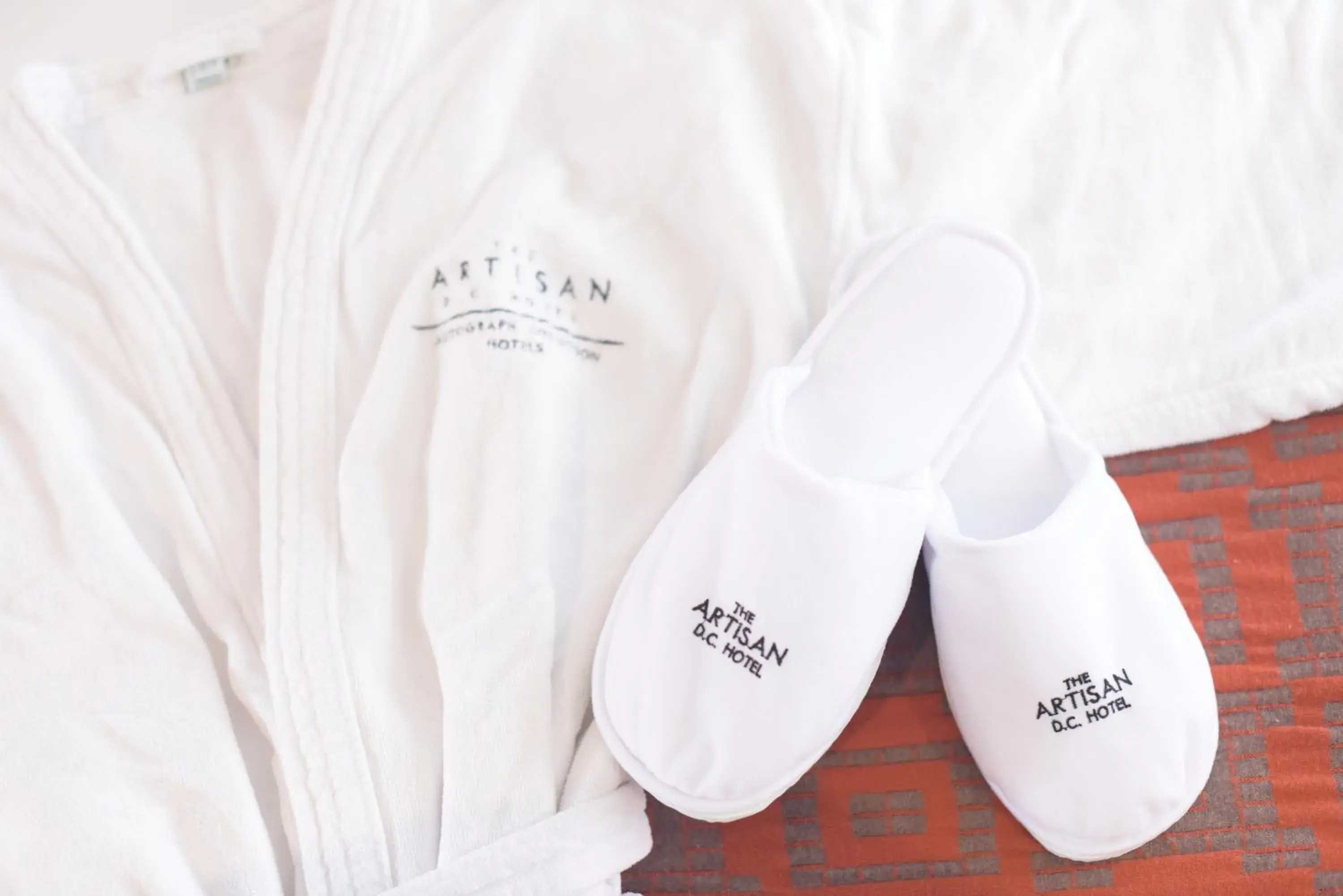 Bed in The Artisan D.C. Hotel, Autograph Collection Bed in The Artisan D.C. Hotel, Autograph Collection