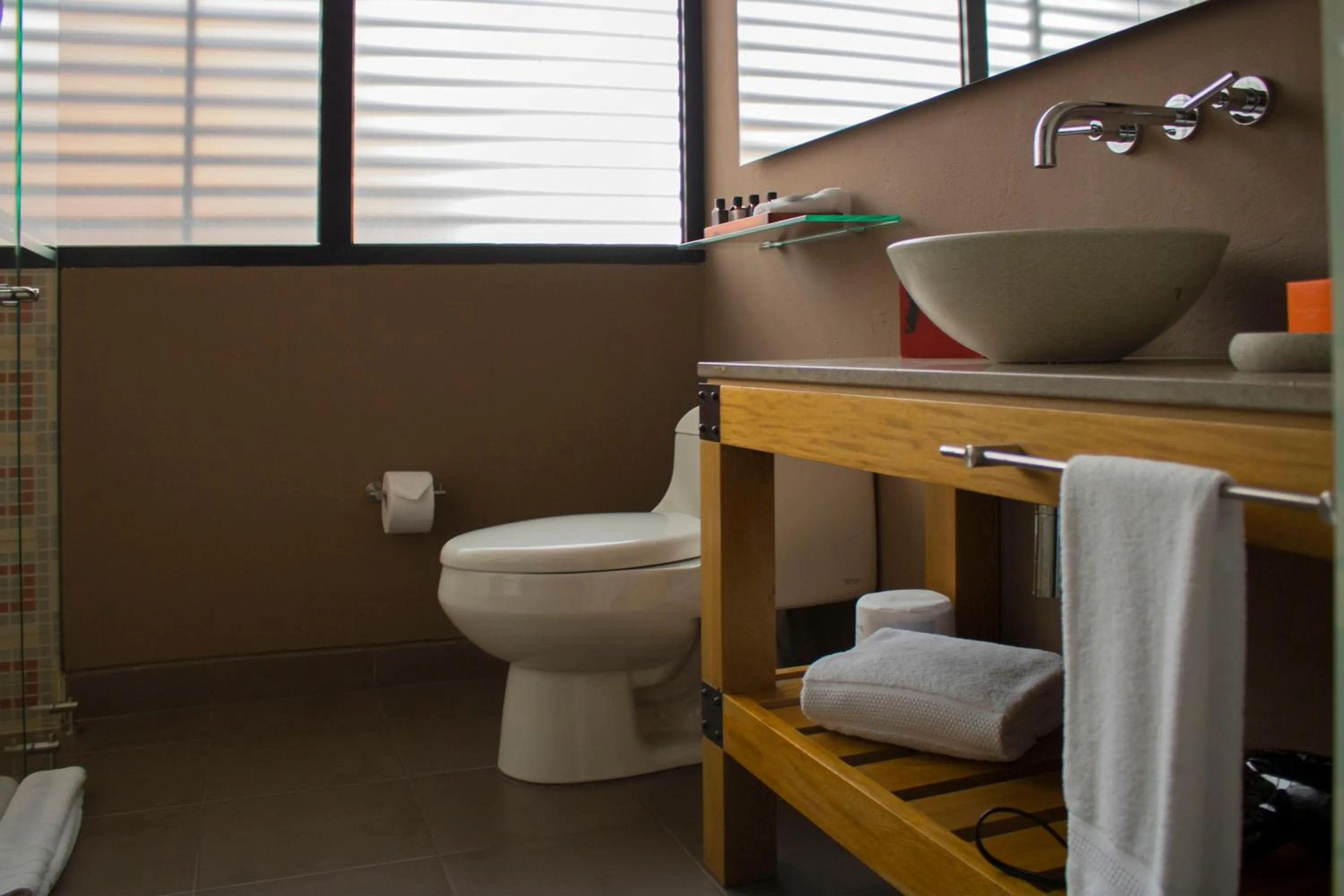 Hot Spring Bath in The Artisan D.C. Hotel, Autograph Collection