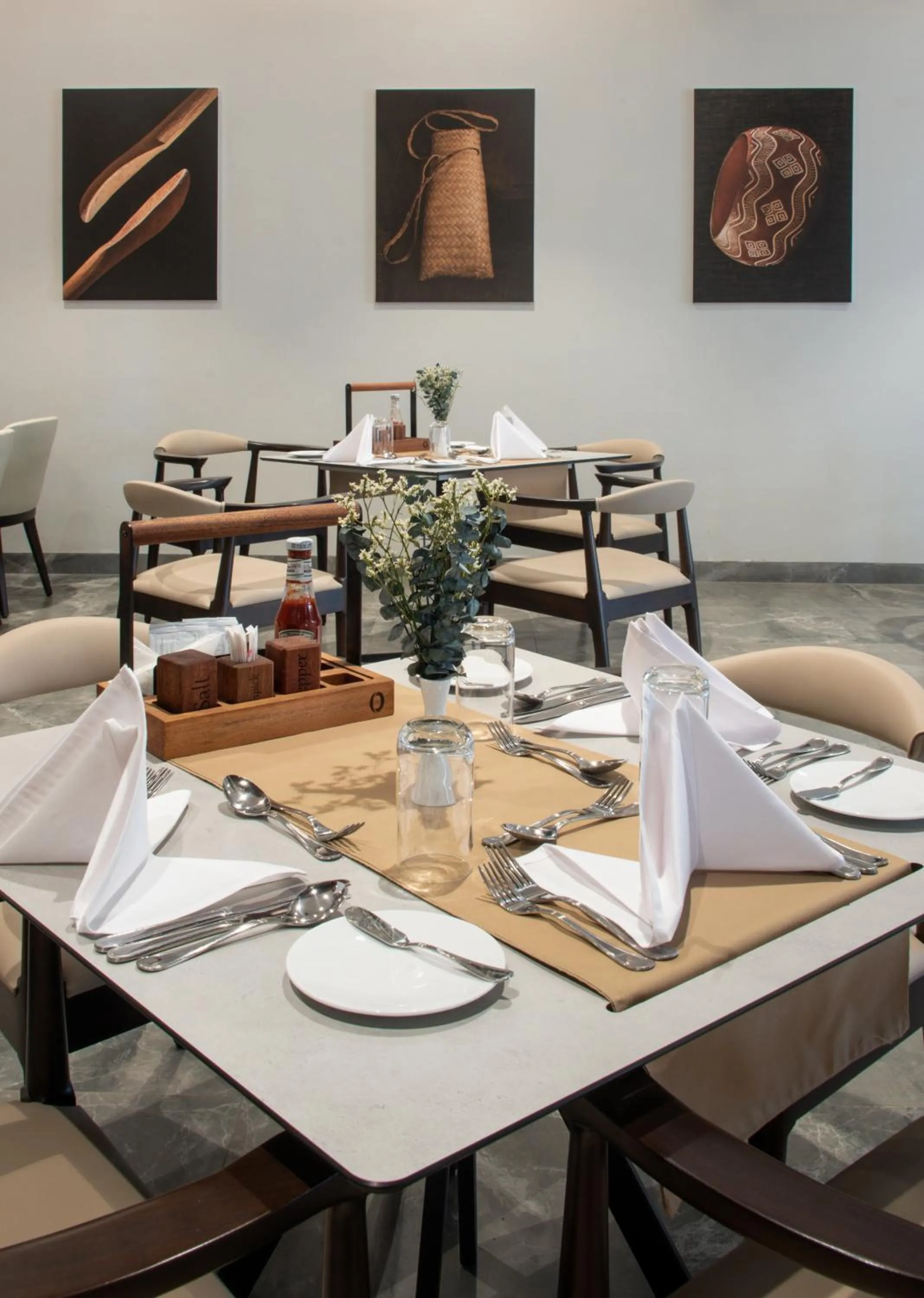 Restaurant/places to eat in Okash City Boutique Hotel