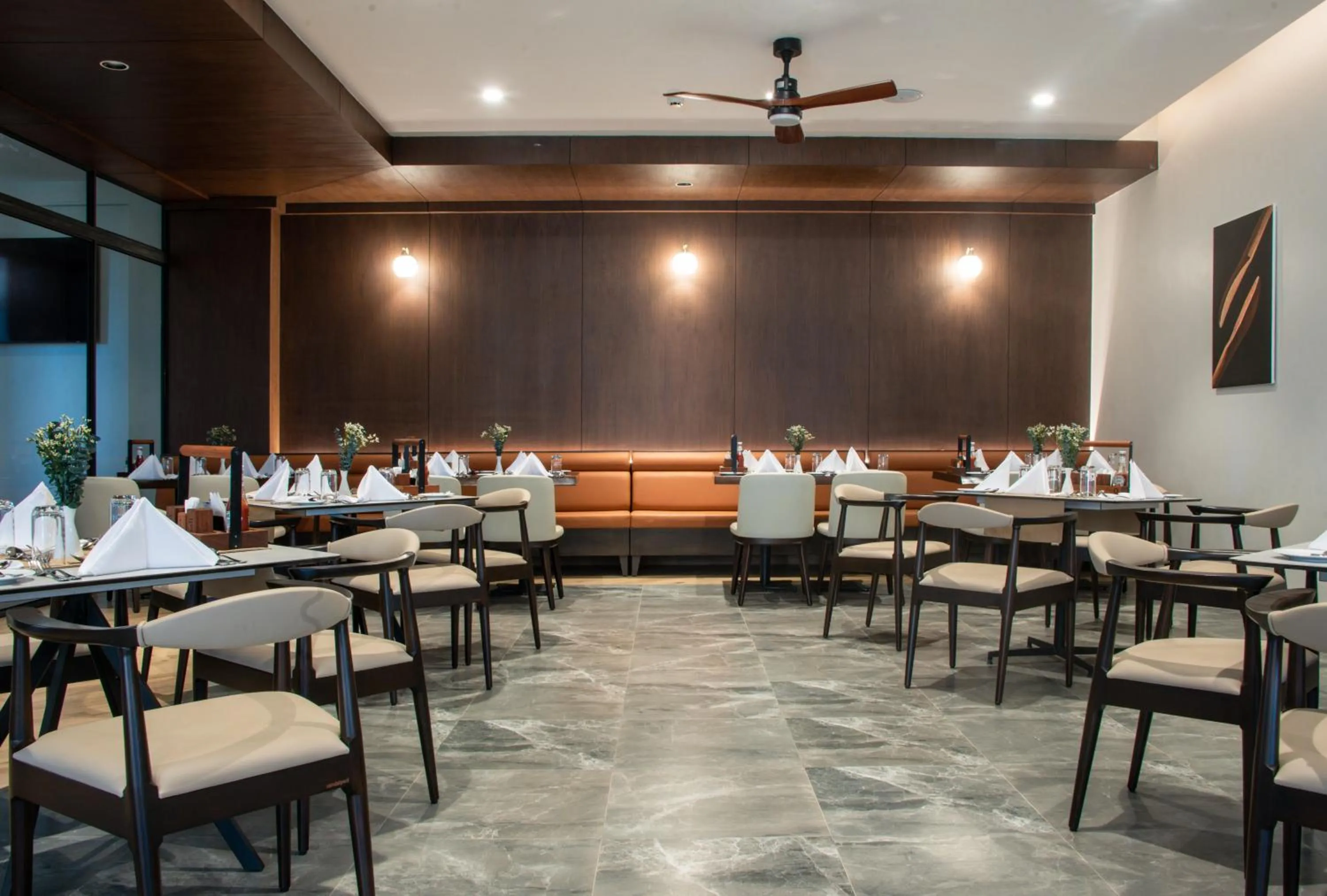 Restaurant/places to eat in Okash City Boutique Hotel