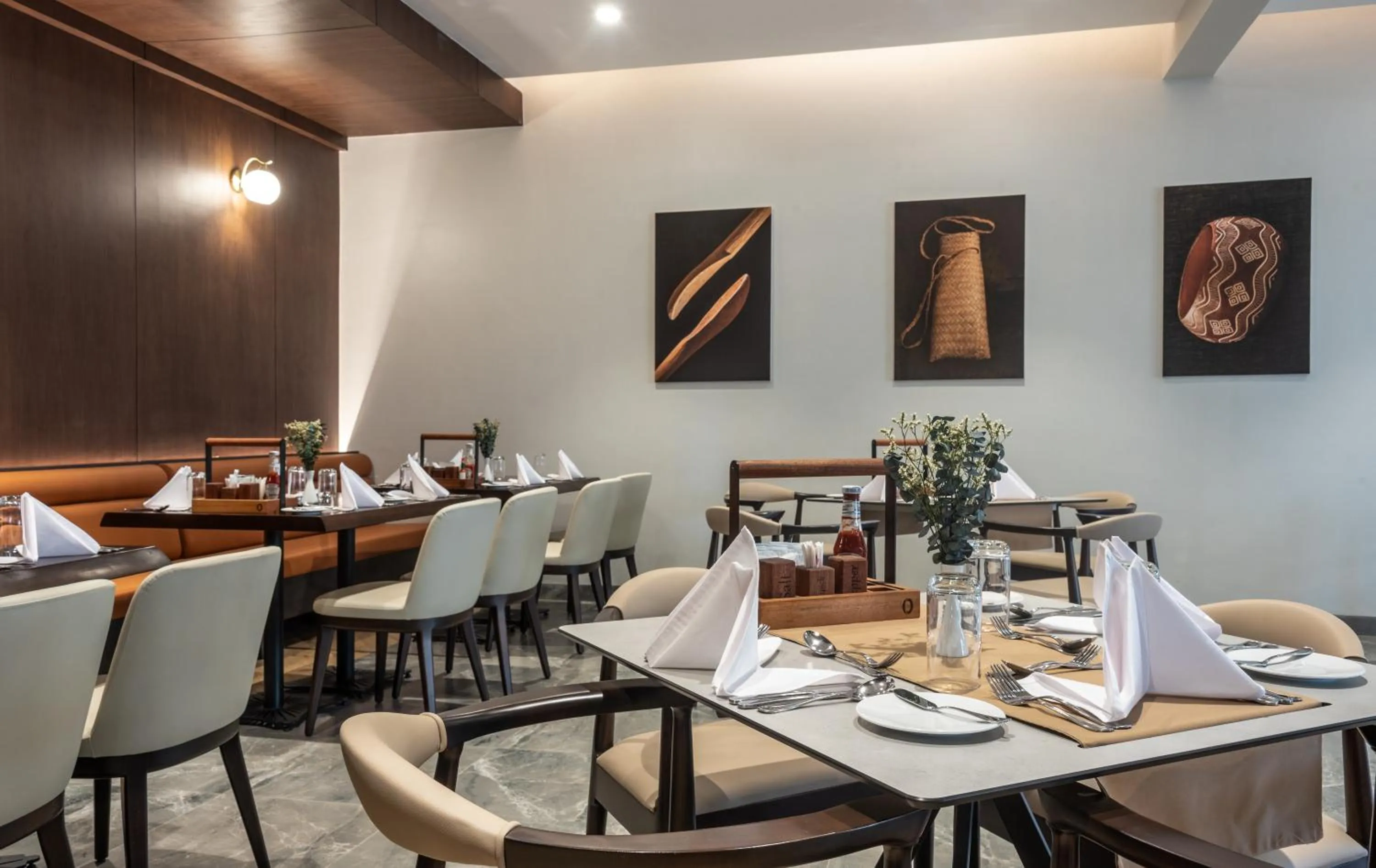 Restaurant/places to eat in Okash City Boutique Hotel