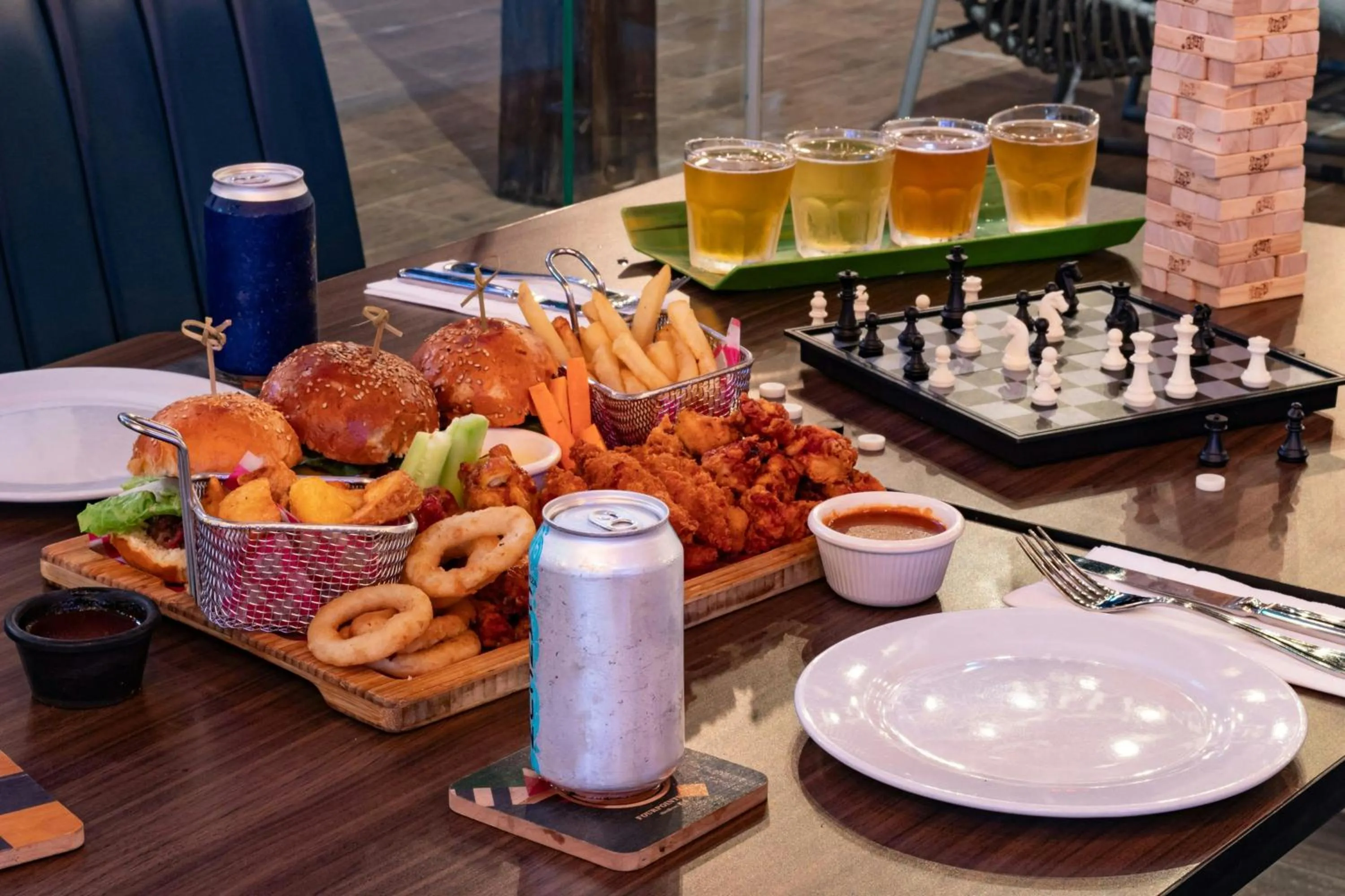 Lounge or bar in Four Points by Sheraton Cancun Centro