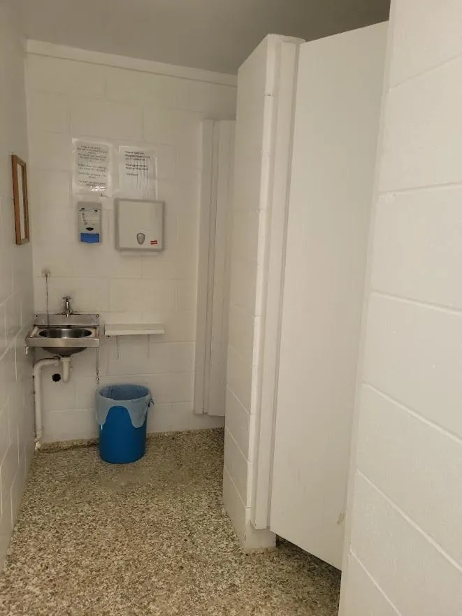 Toilet in Dickson Holiday Park