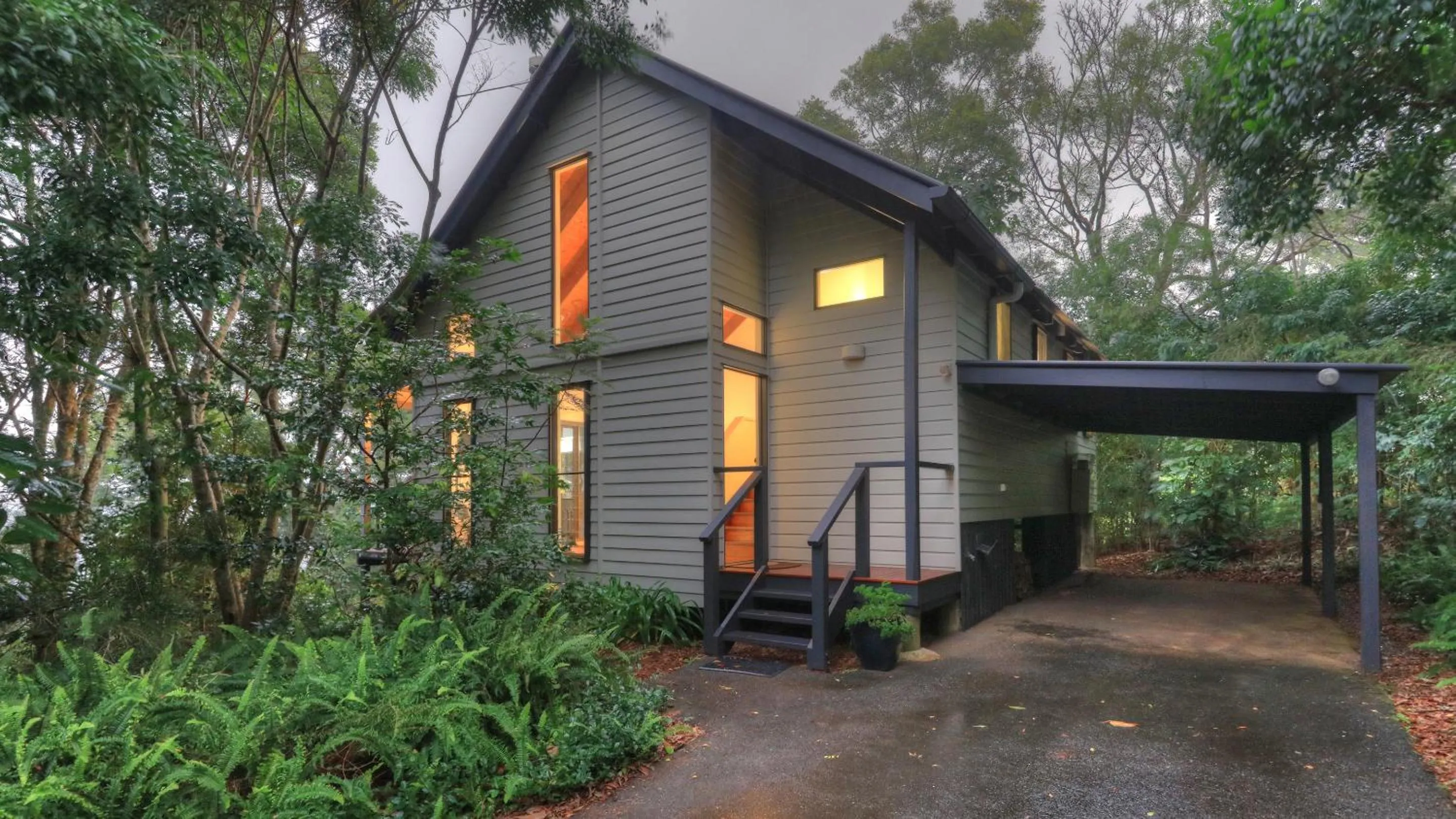 Facade/entrance in Montville Misty View Cottages